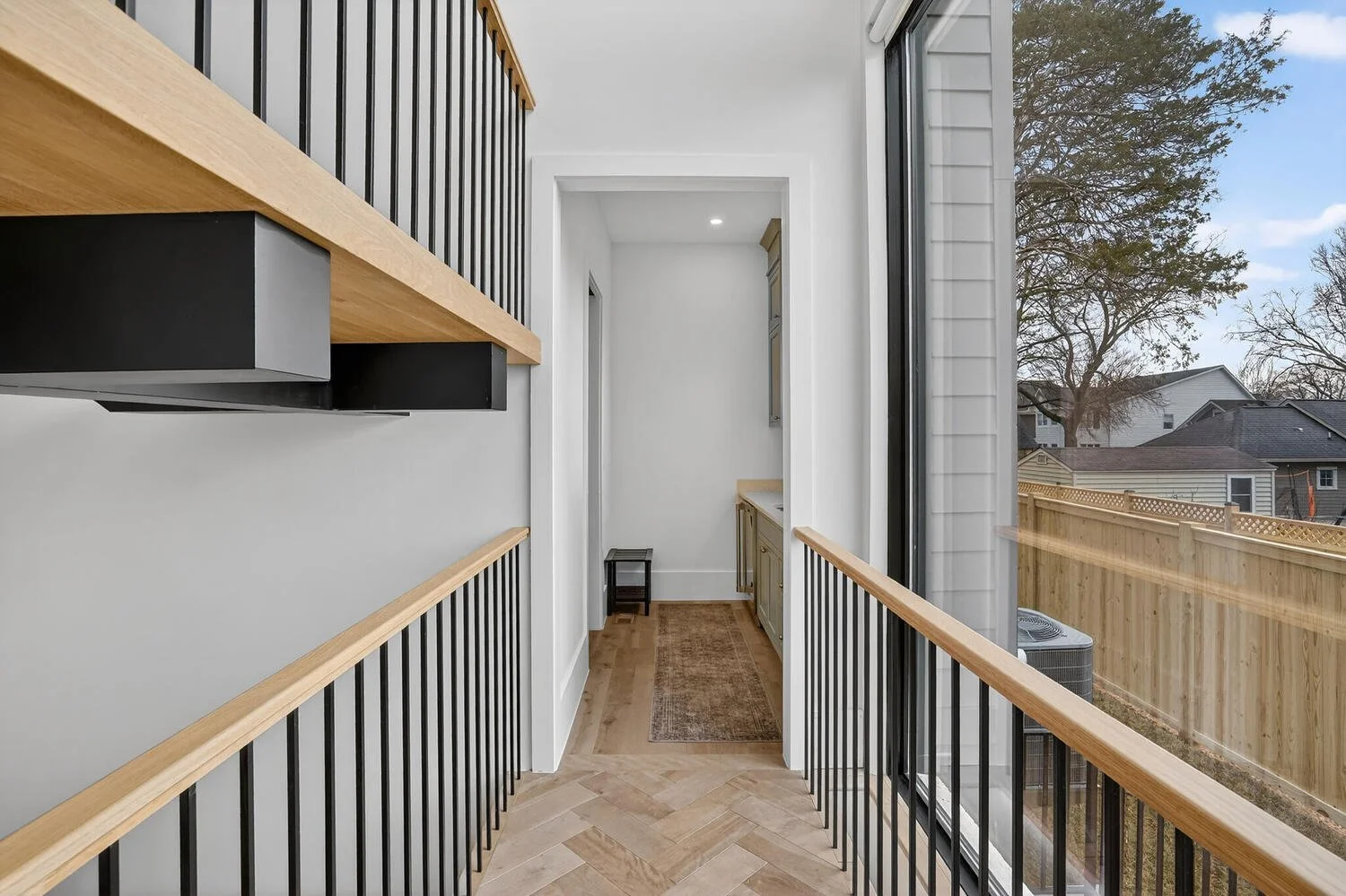 Stair Landing, bridge