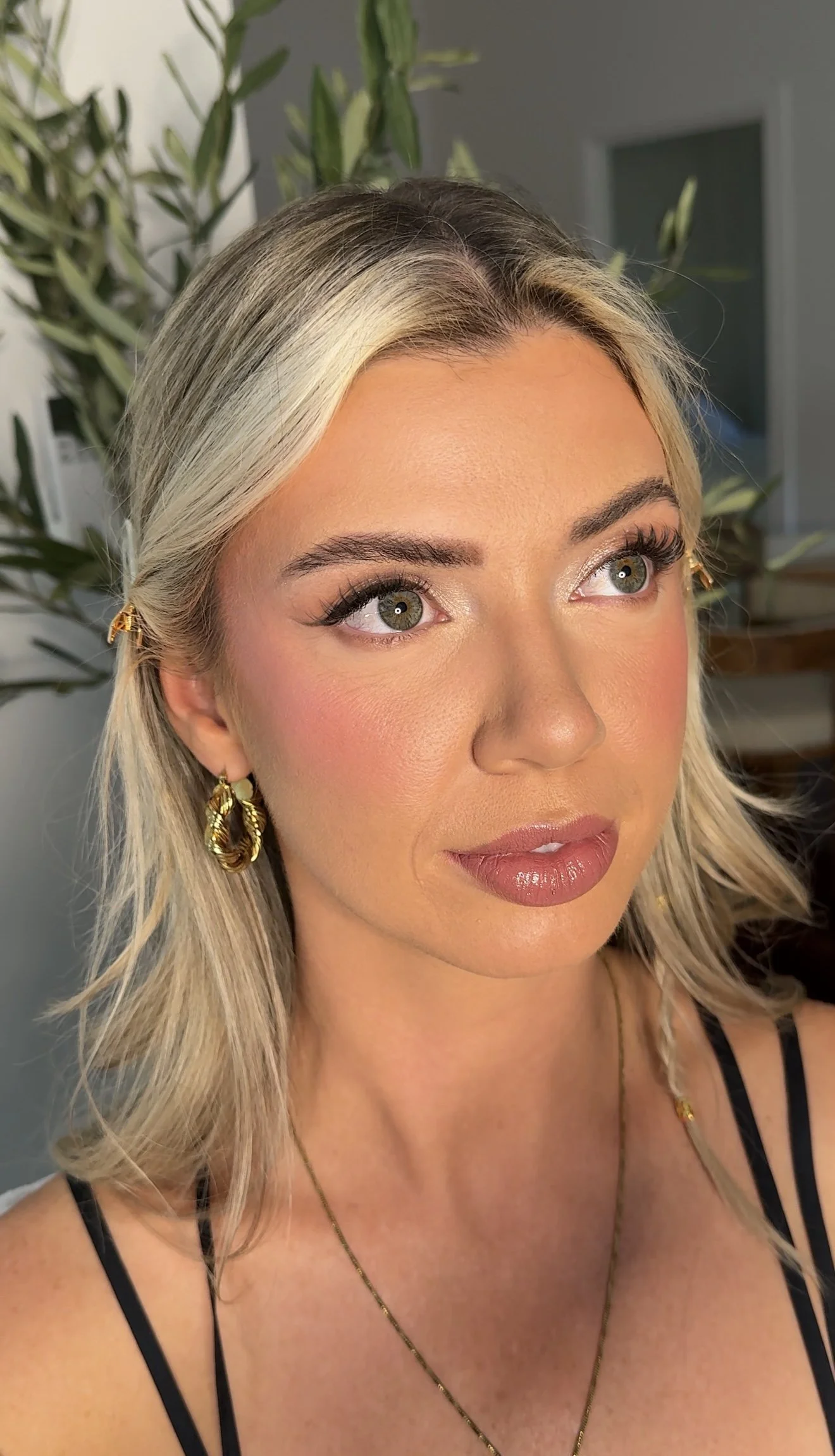 Shantelle Barry Hair & Makeup soft glam bridal makeup.jpg