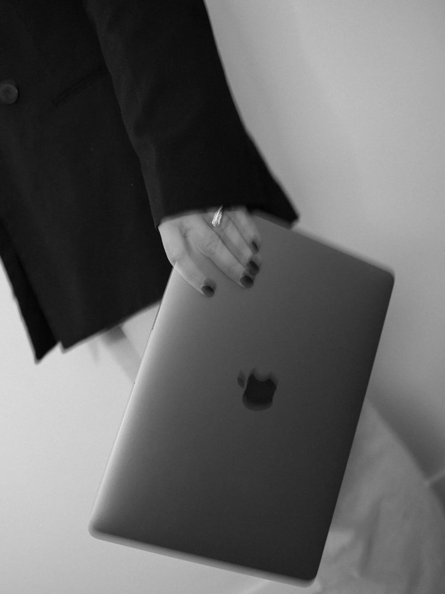 As many businesses wrap up for the year today, it feels like the right time to share a little update. 

As some of you may know, I finally got my NZ residency a couple of months ago, which means I will be returning to full-time study at the start of 