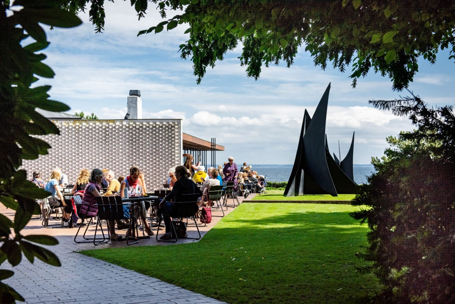 Louisiana Museum Copenhagen limousine private luxury transfer