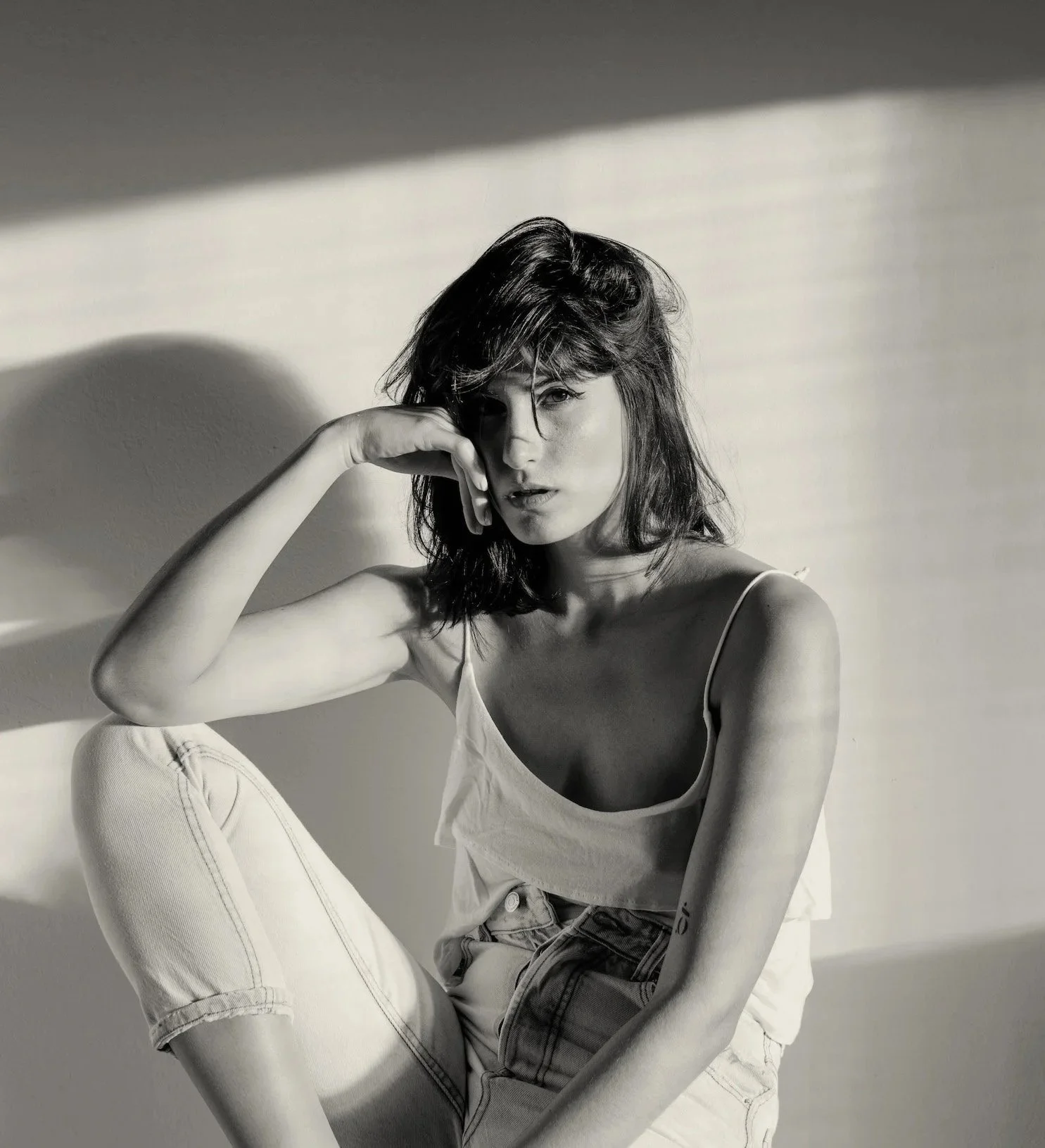 Business traveler giving positive feedback after chauffeur service in Denmark