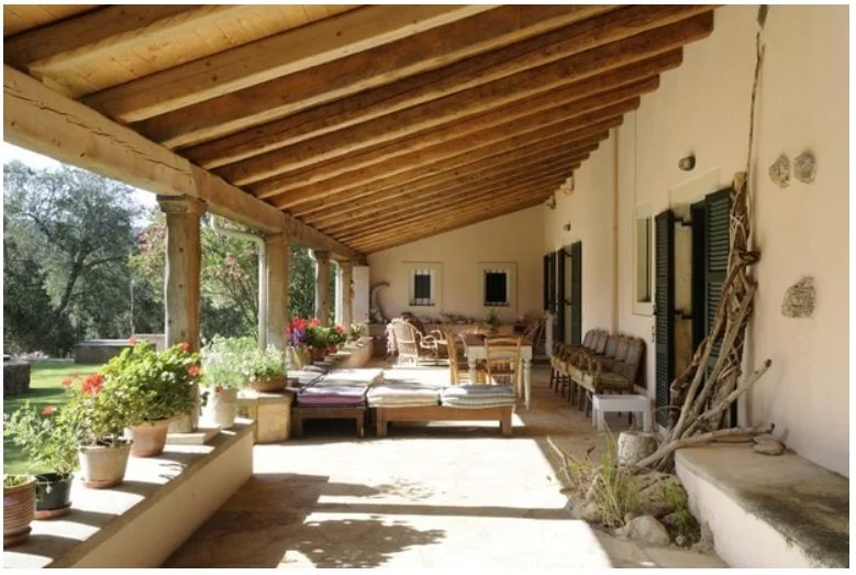 Villa Neranzia Corfu terrace 1.jpg