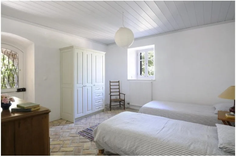 Villa Neranzia Corfu bedroom.jpg