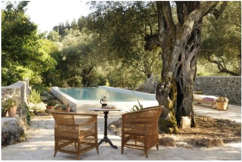 Villa Neranzia Corfu pool 2.jpg