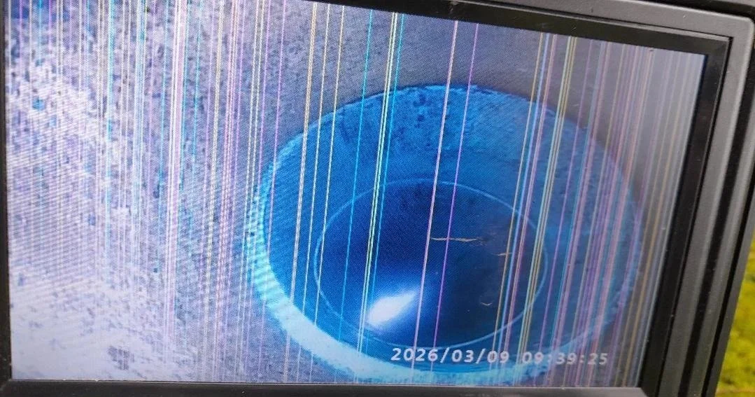 CCTV drain survey reveals foul drainage system to be free from blockages and in good condition.