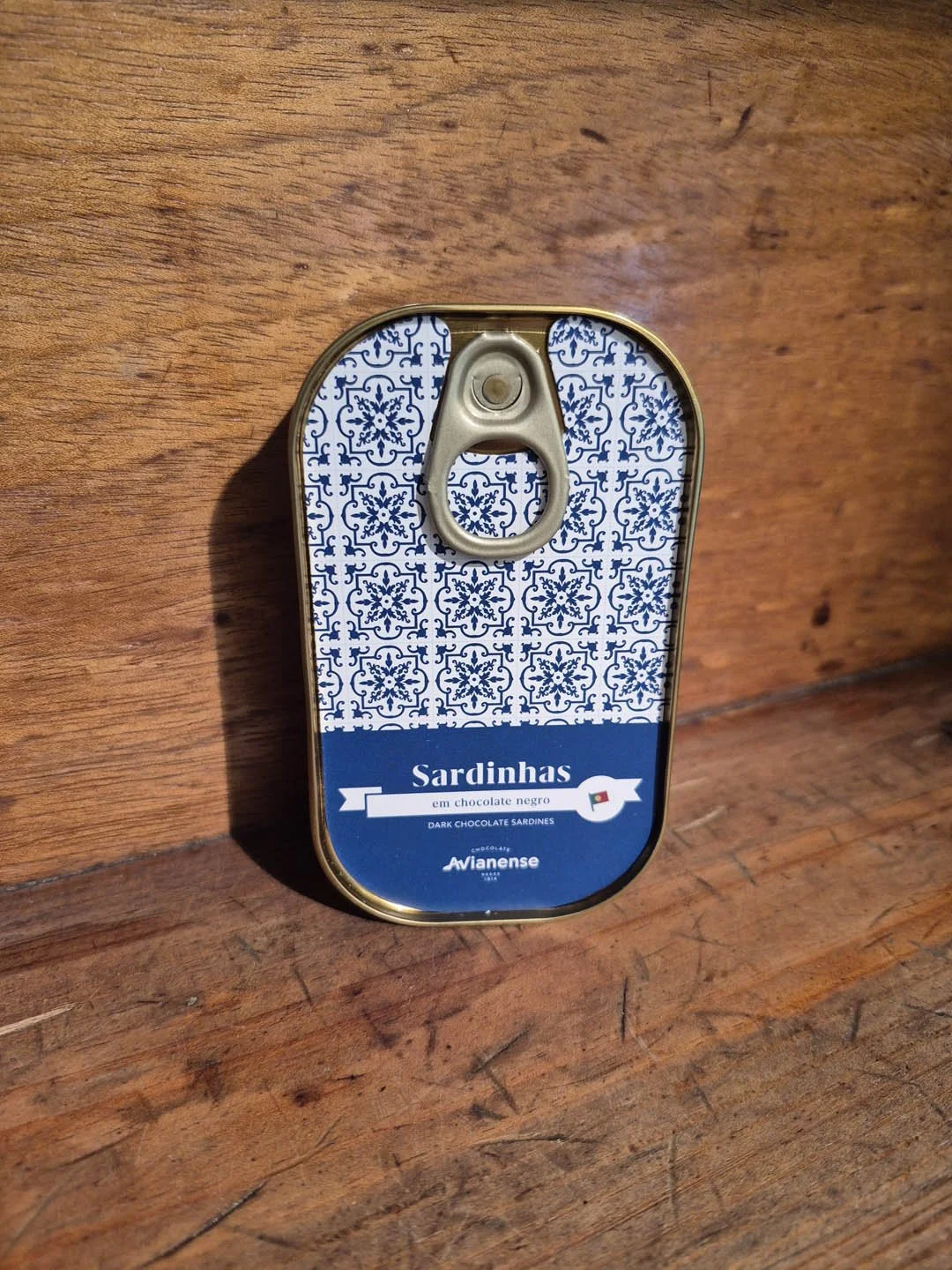 Avianense / Lata Sardinhas Chocolate Negro - Azulejo Azul - 40g