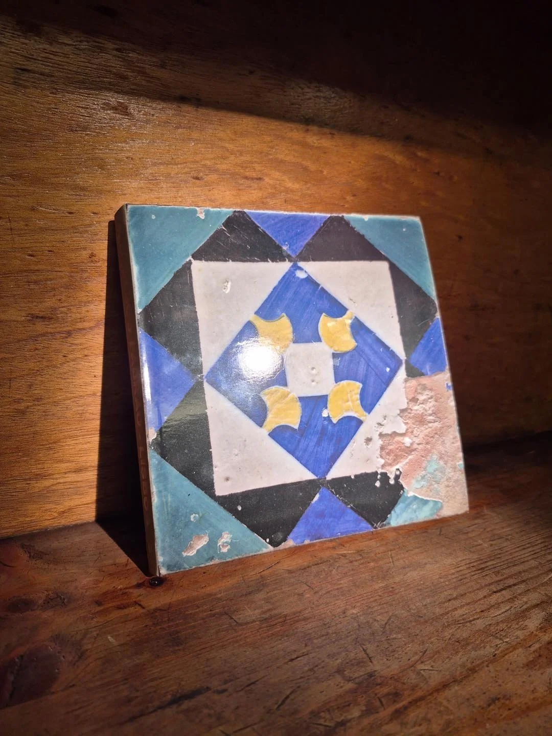 Majericon books / Azulejos Padrão