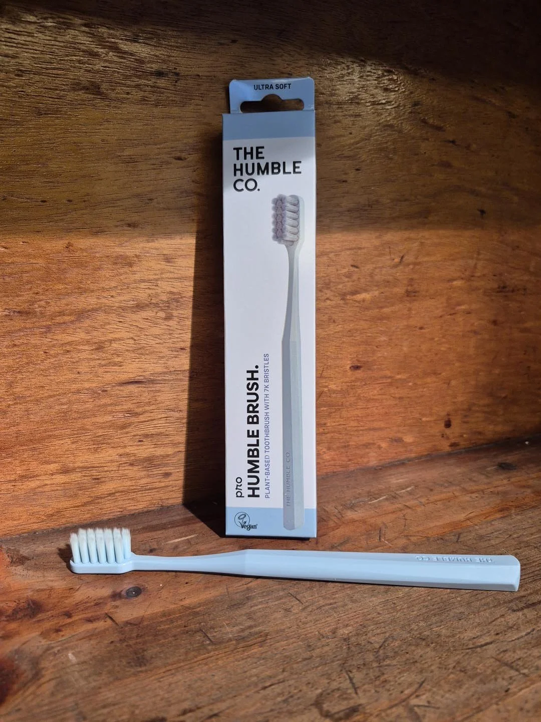 The Humble Co / Pro Plant-based Toothbrush with 7K bristles - Azul
