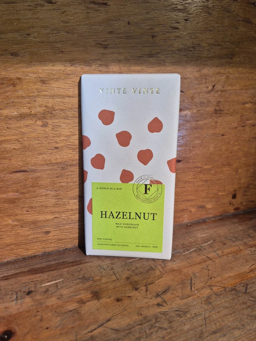 Vinte Vinte / Milk Chocolate Hazelnut - 50g