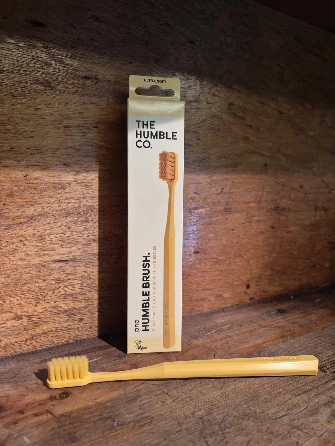 The Humble Co / Pro Plant-based Toothbrush with 7K bristles - Yellow