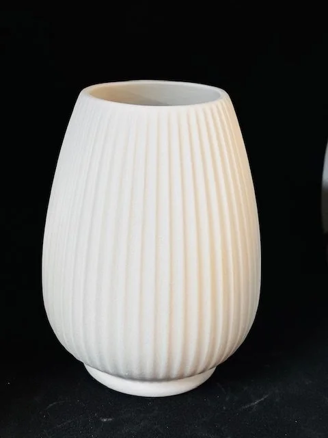 511 / 27, Vase geriffelt, Höhe 15cm