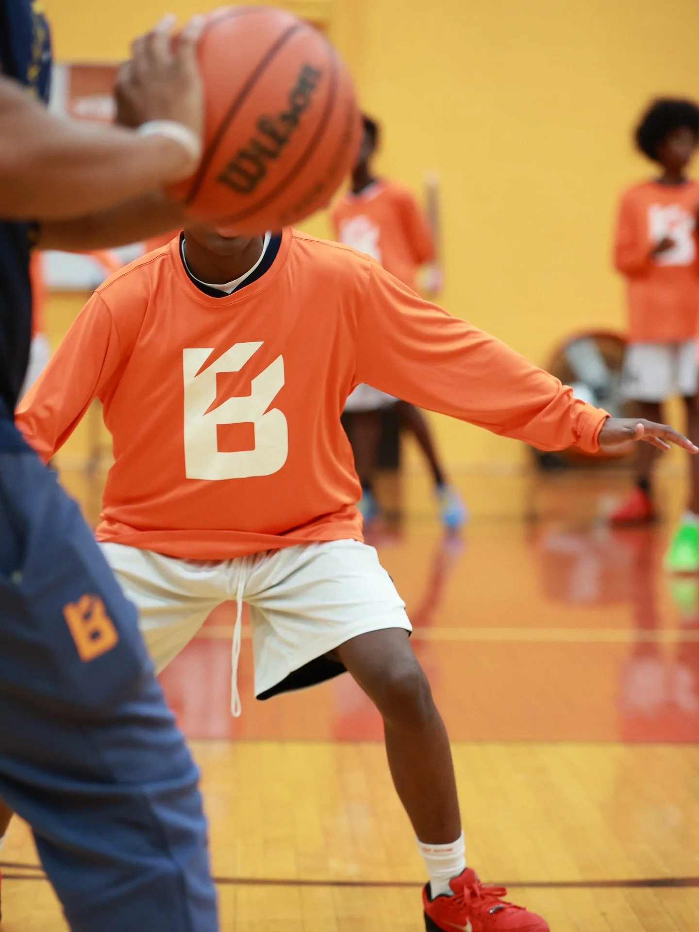 Believe Memphis Academy vs. MSE

#MemphisBasketball #BasketballHighlights #MidSouthHoops #901Hoops #MiddleSchoolBasketball #NextUpMemphis #HoopDreams #NIKE #SportsMarketing #ADPSports #recruit #reels #jamorant