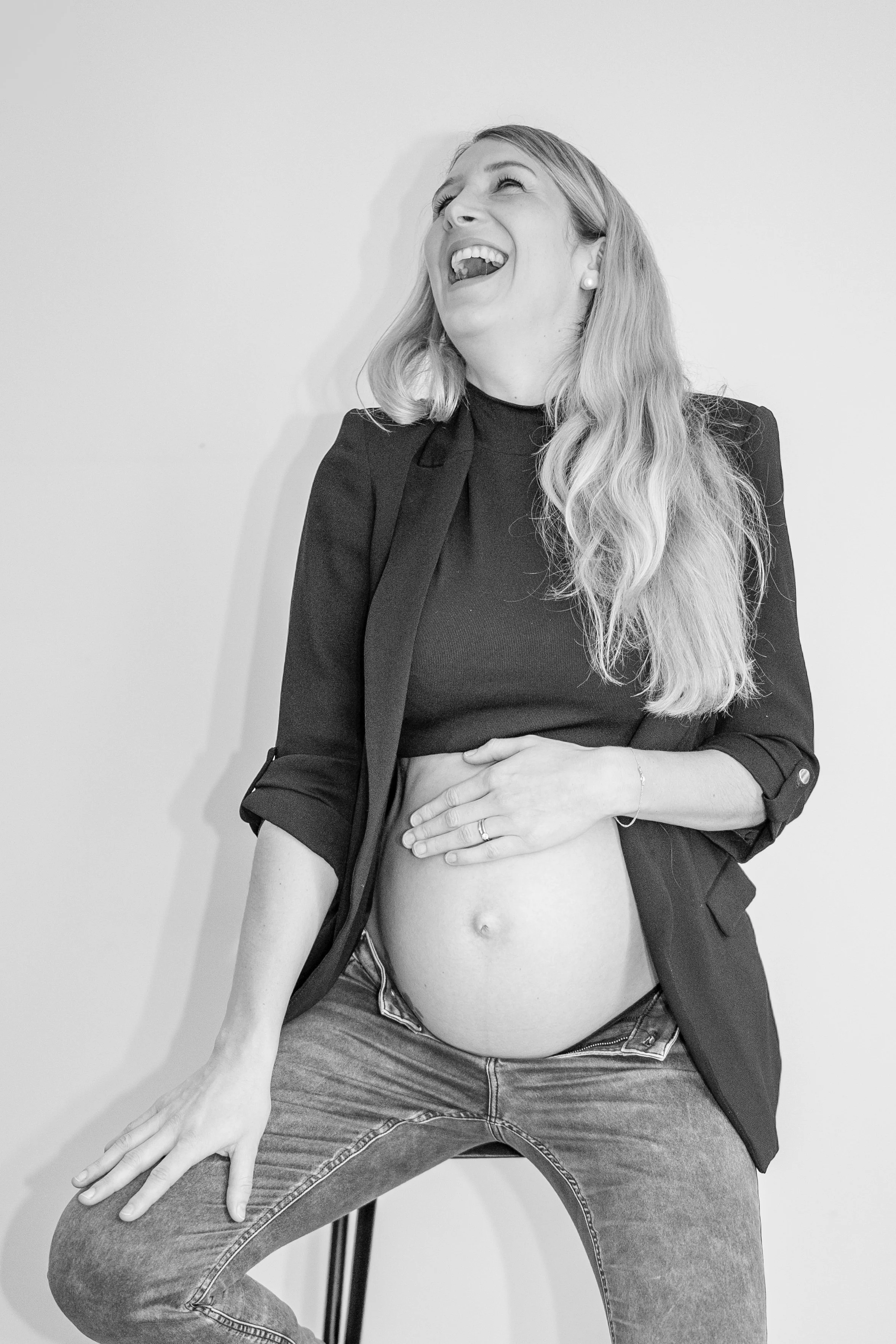 maternity-photoshoot-mallorca-14.jpg.JPG