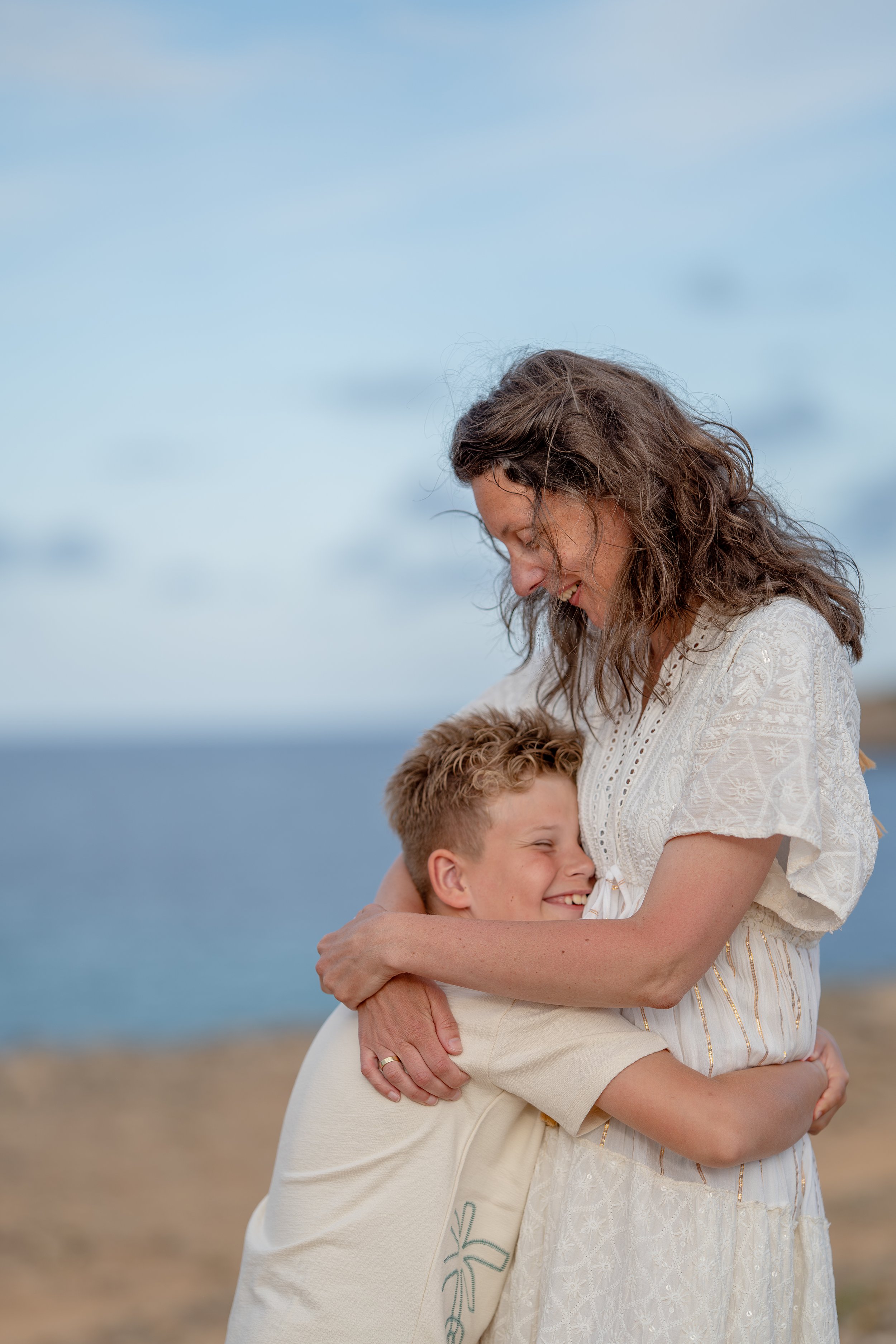 mother-son-photoshoot-cala-millor-mallorca.jpg