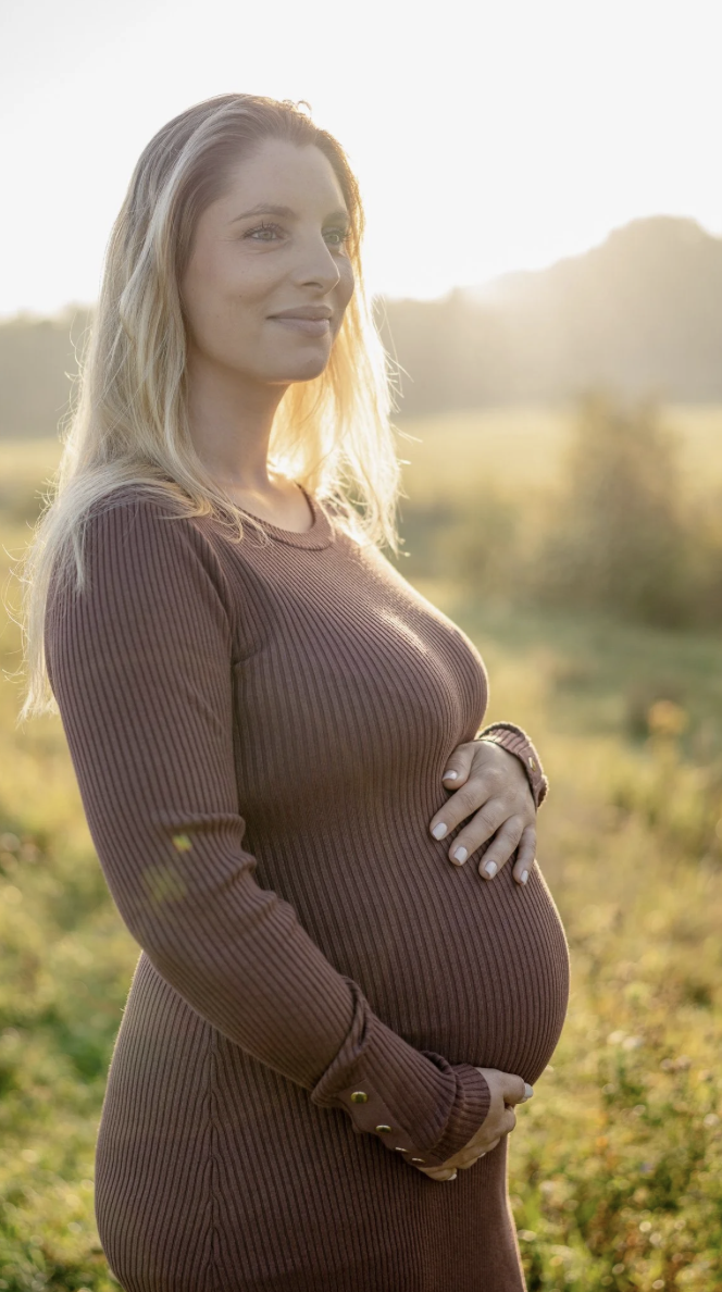 maternity-photographer-mallorca-nederland-16.png