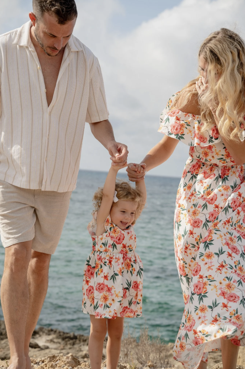 family-photoshoot-mallorca-beach-19.png