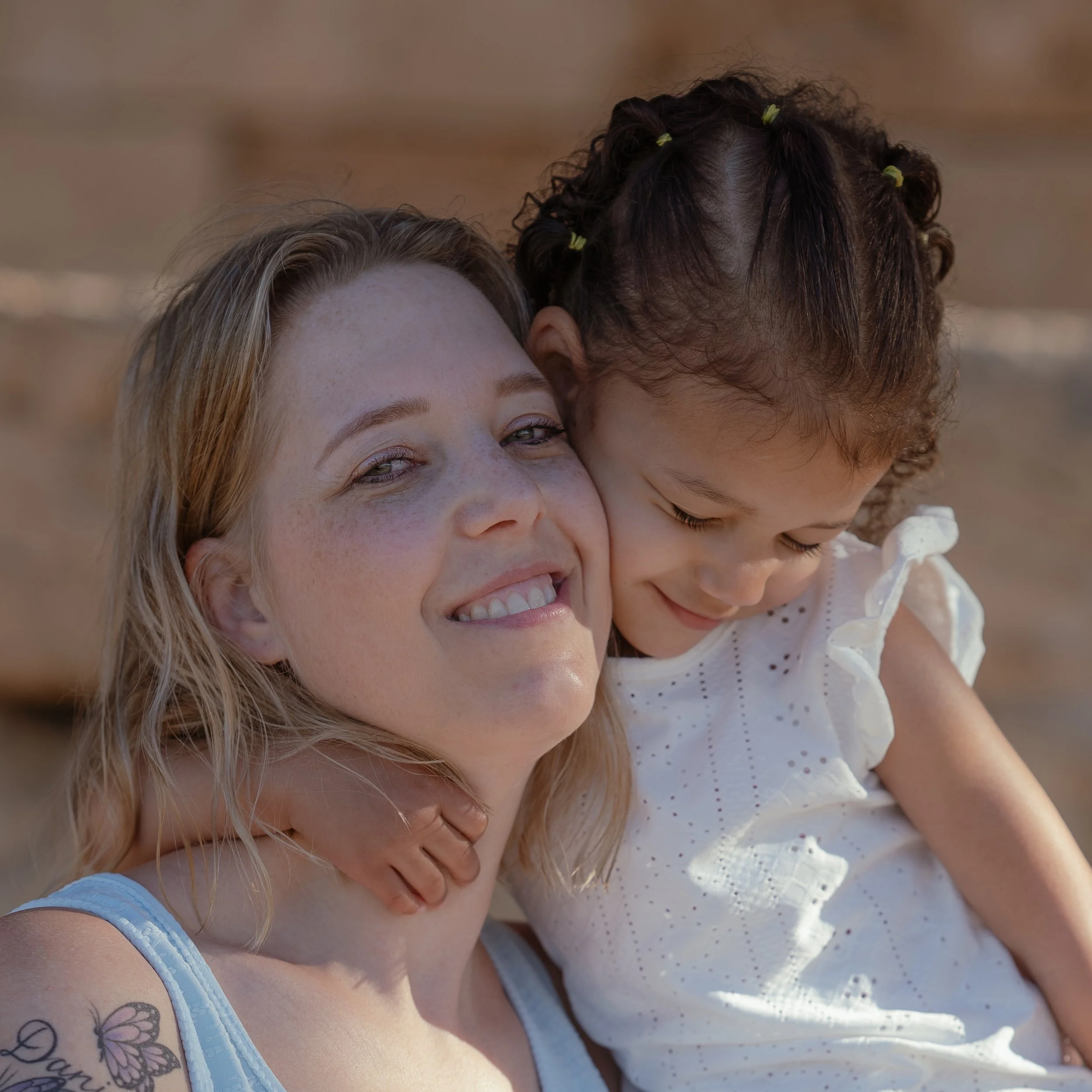 mother-daughter-photoshoot-mallorca-santa-ponsa2.jpg