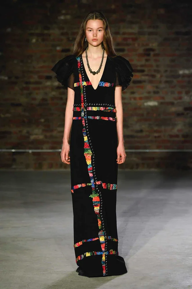 FW19_LOOK_22_1000x1000.webp
