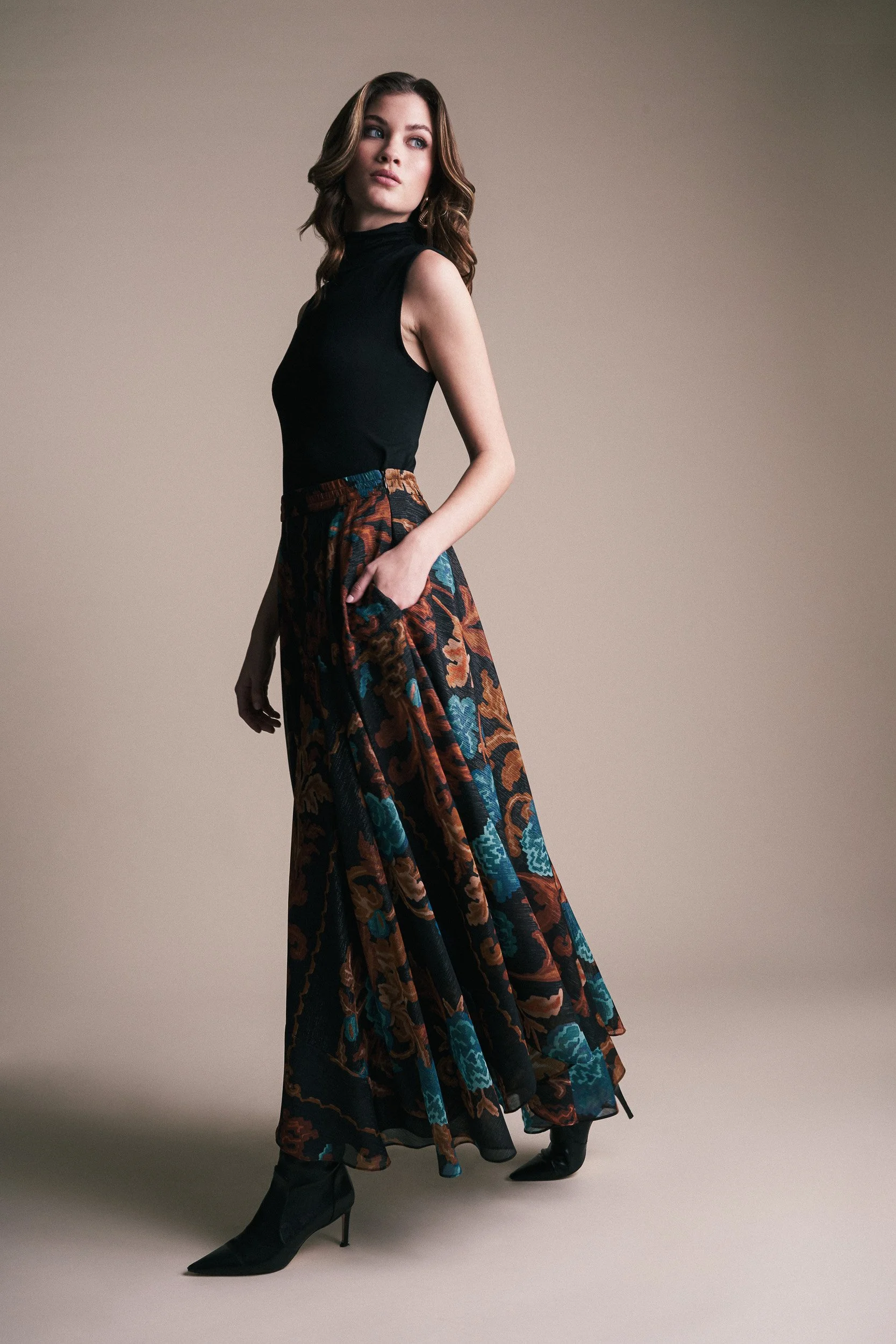 PARKER FALL 2024_WEB_2500PX_PORTACUS-23.jpg