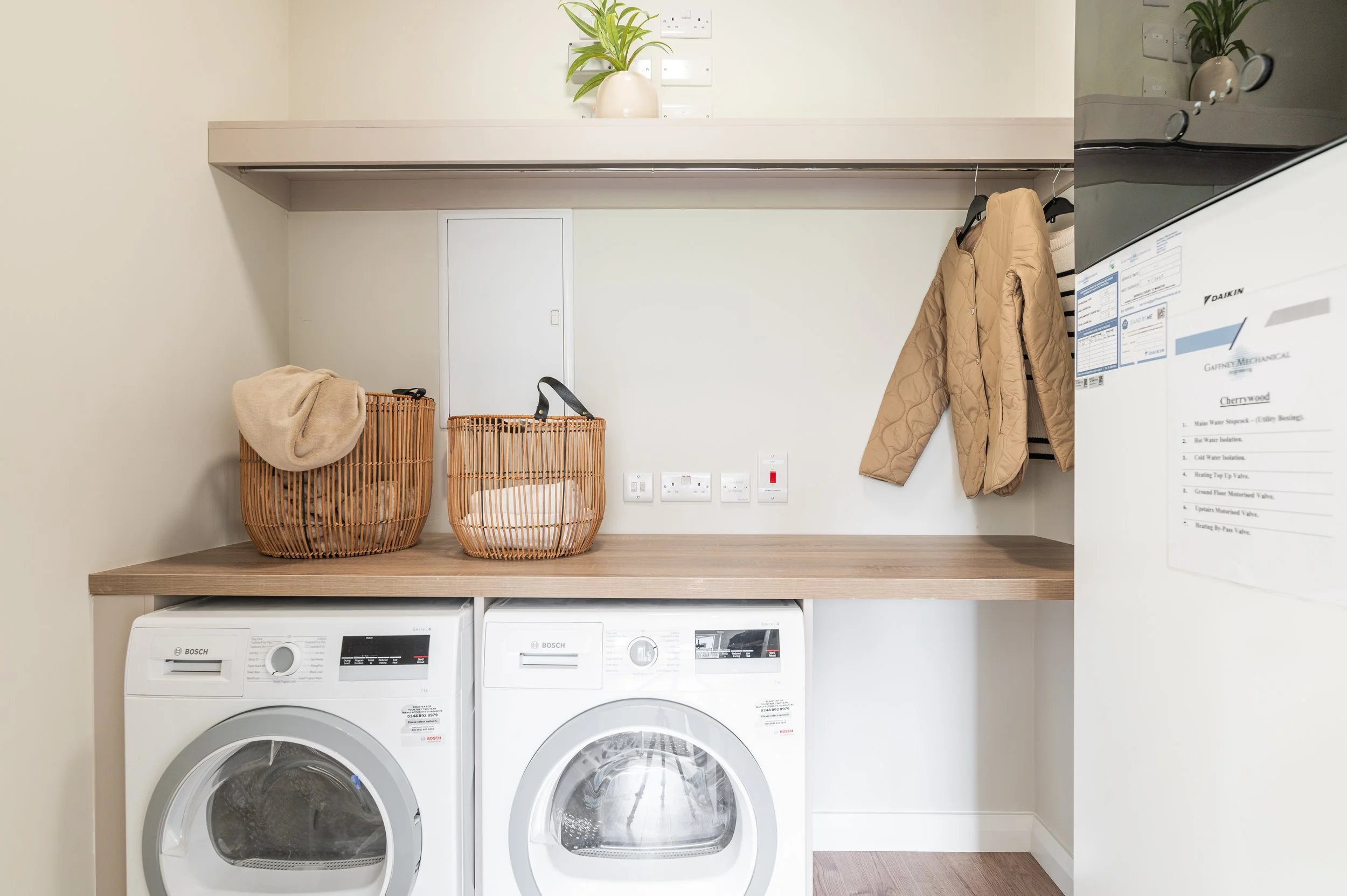 7 Tully Close (24).jpg