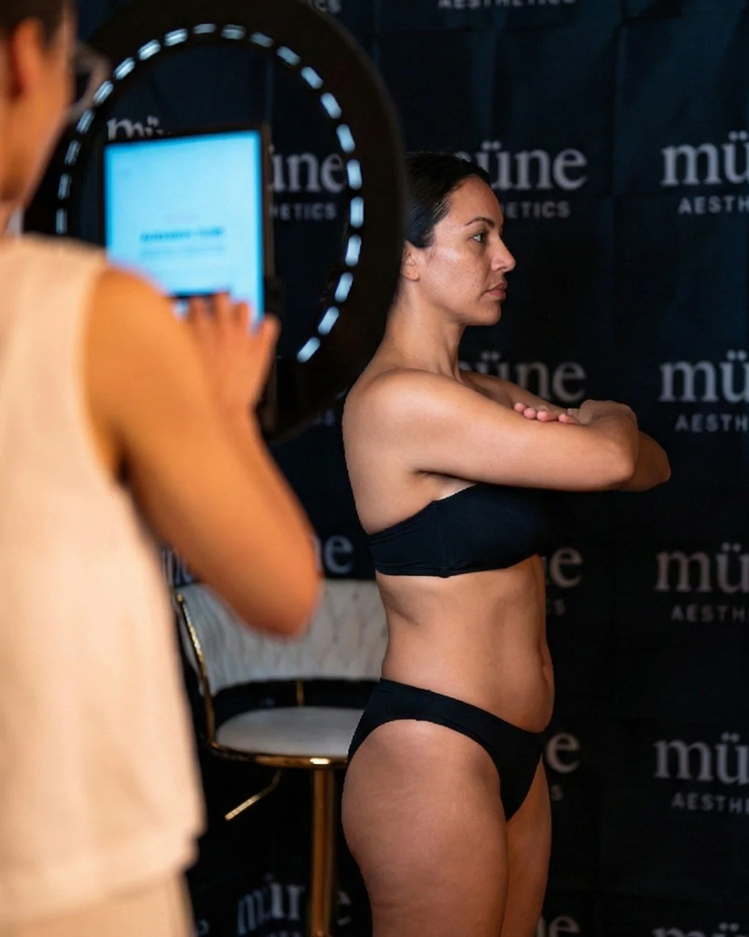 Every body consultation at M&Uuml;NE is complimentary.
Thoughtful, thorough, and tailored &mdash; before anything begins.