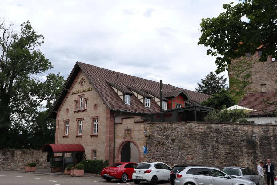 Hochzeitslocation Schloss Eberstein – Märchenhafte Feiern über den Dächern von Gernsbach