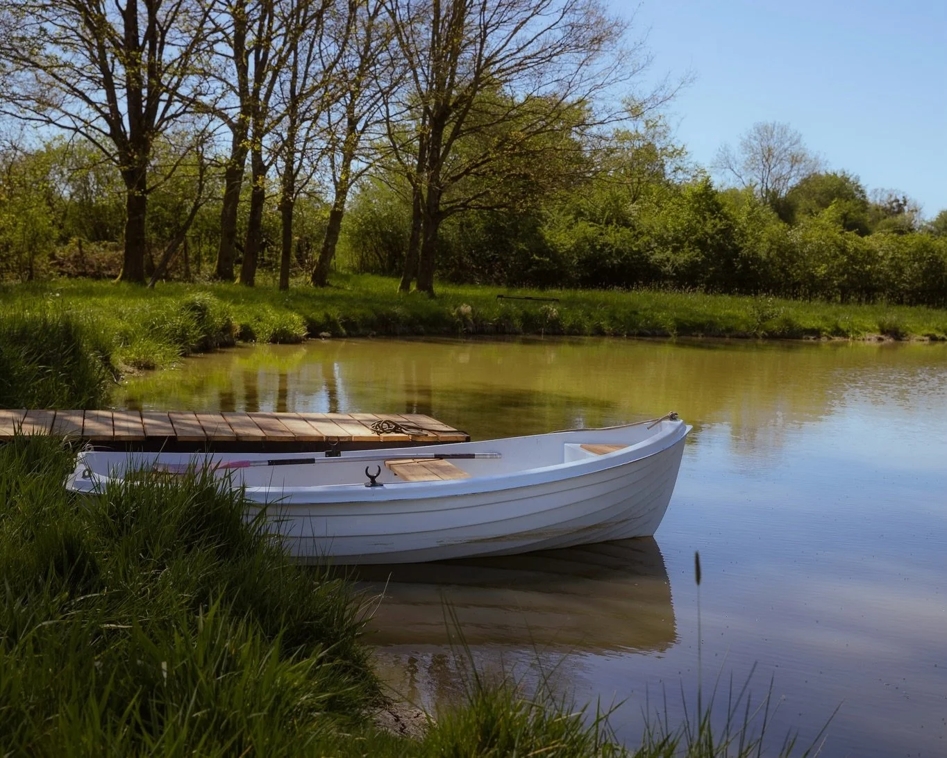 It&rsquo;s time without a plan that holds the purpose 🛶

#drift #nature #being #returntonature #slowliving