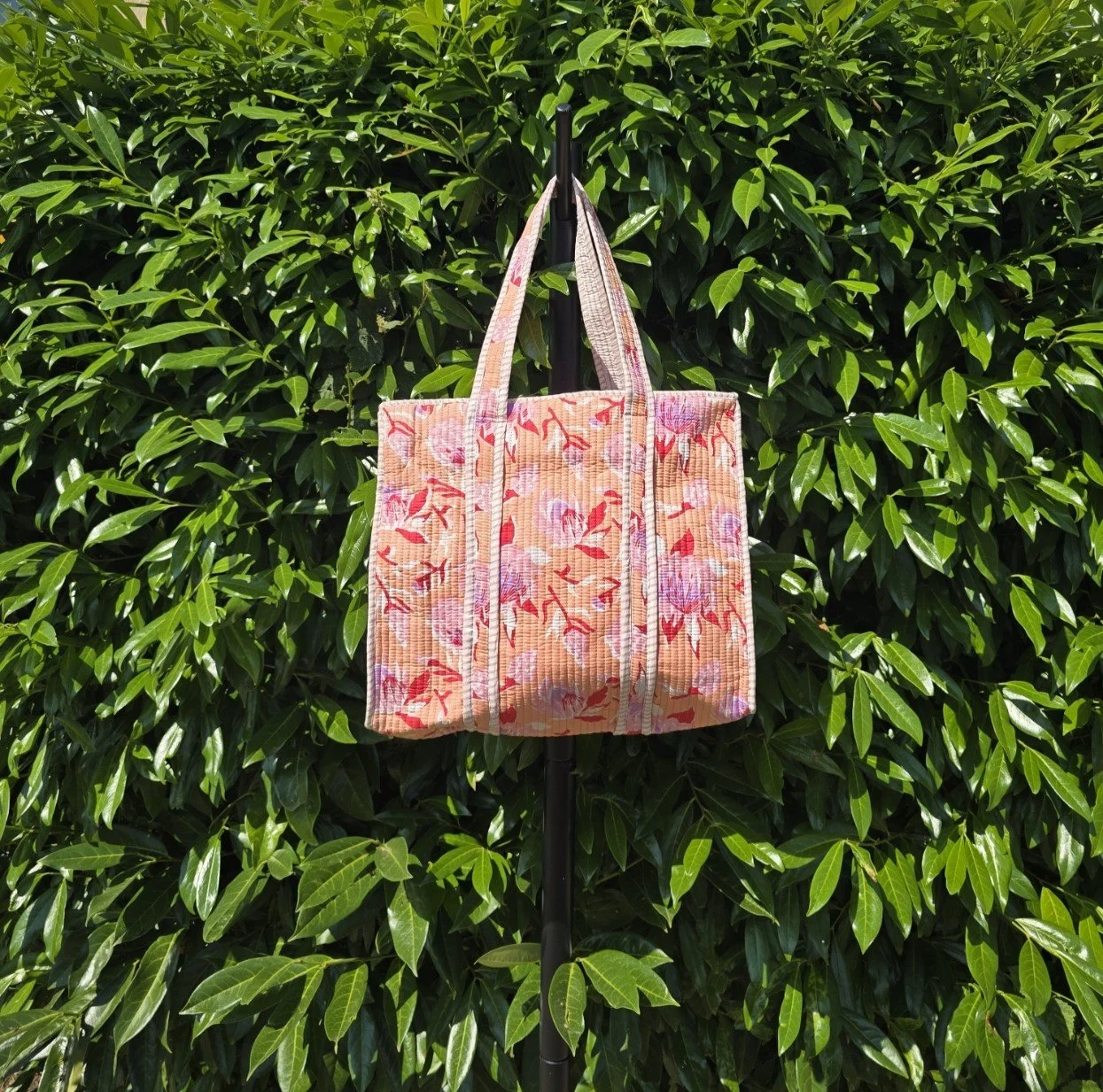Reversible Kantha Quilted MEDIUM Tote with ZIP (PASSIONFLOWER on Peach)