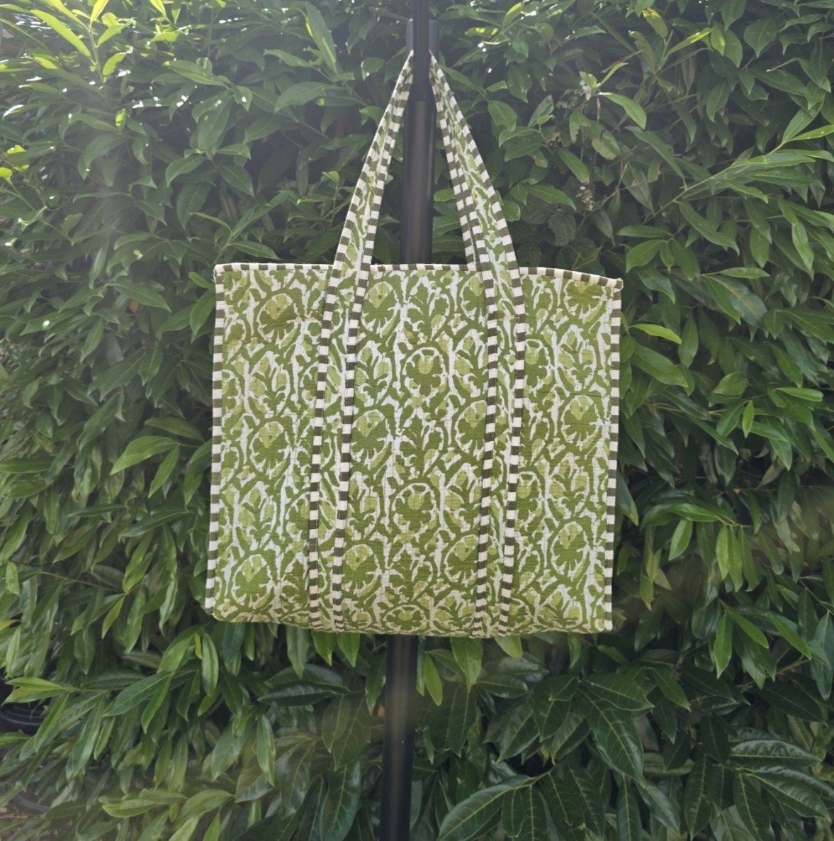 Reversible Kantha Quilted LARGE Tote with ZIP (CORAL on Green)