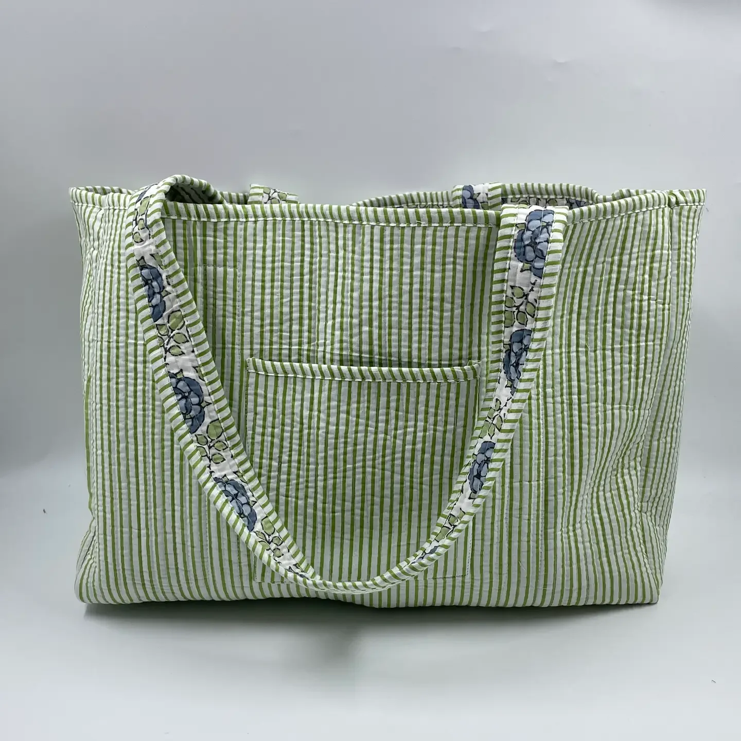 blue green small 2.webp