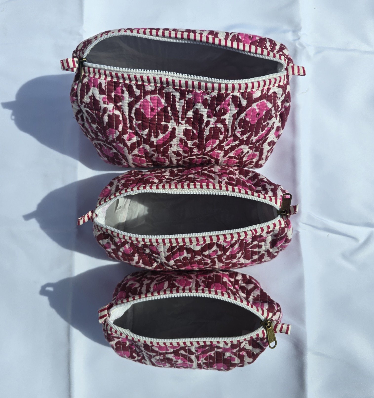 CORAL Raspberry washbag3.jpg