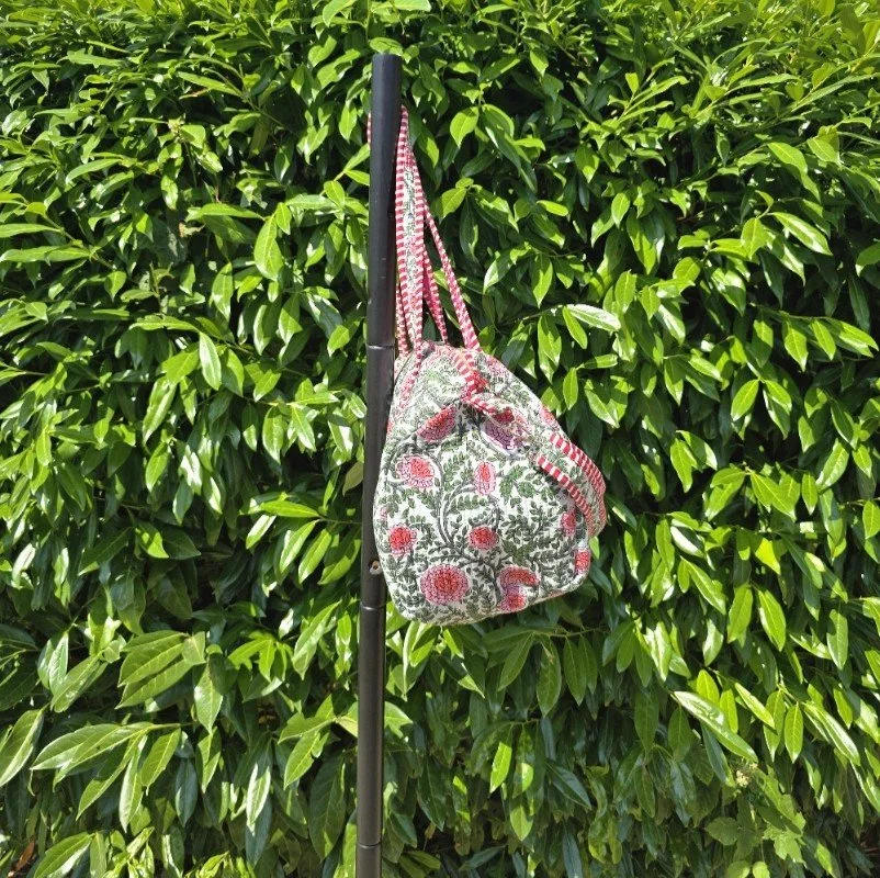 CHRYSANTHAMUM Duffel side.jpg