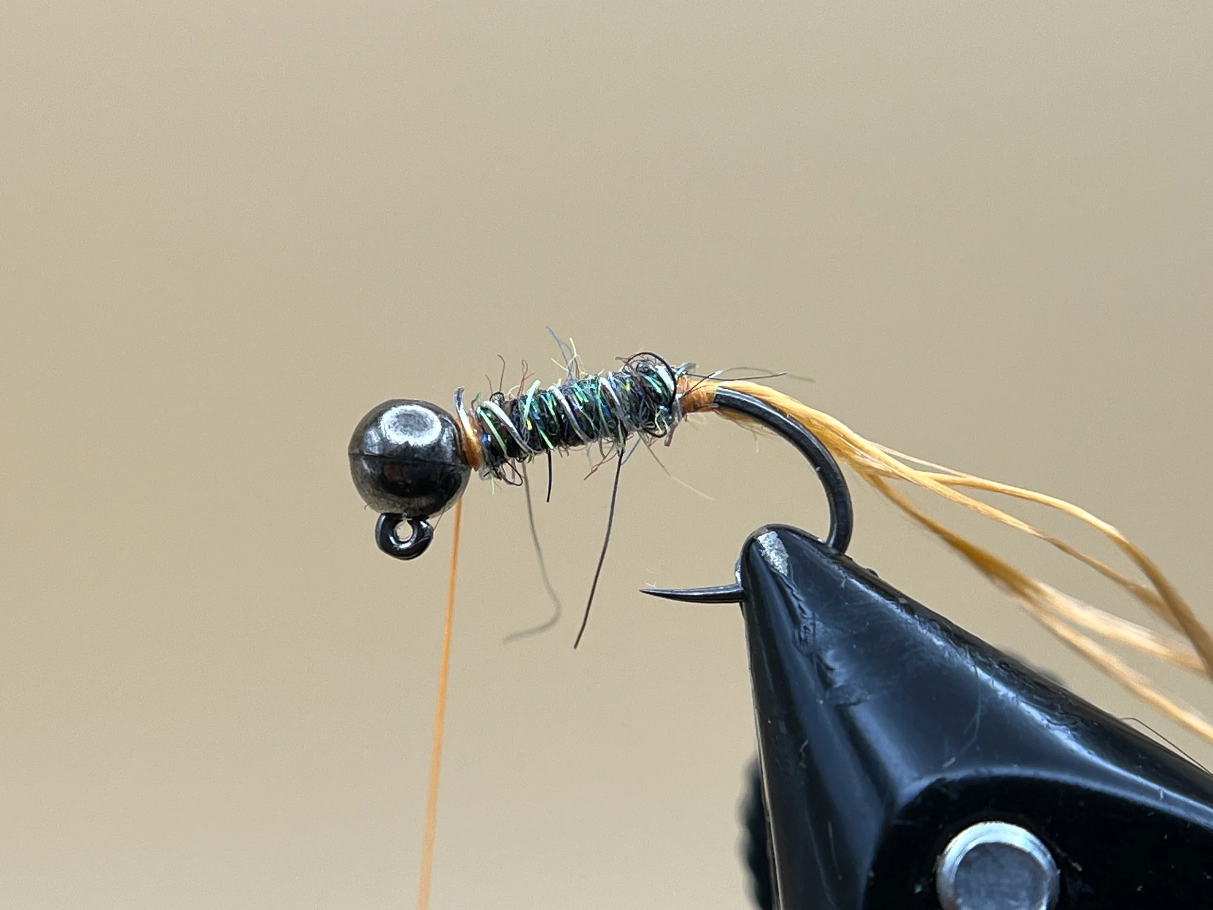 Rib the body with your wire