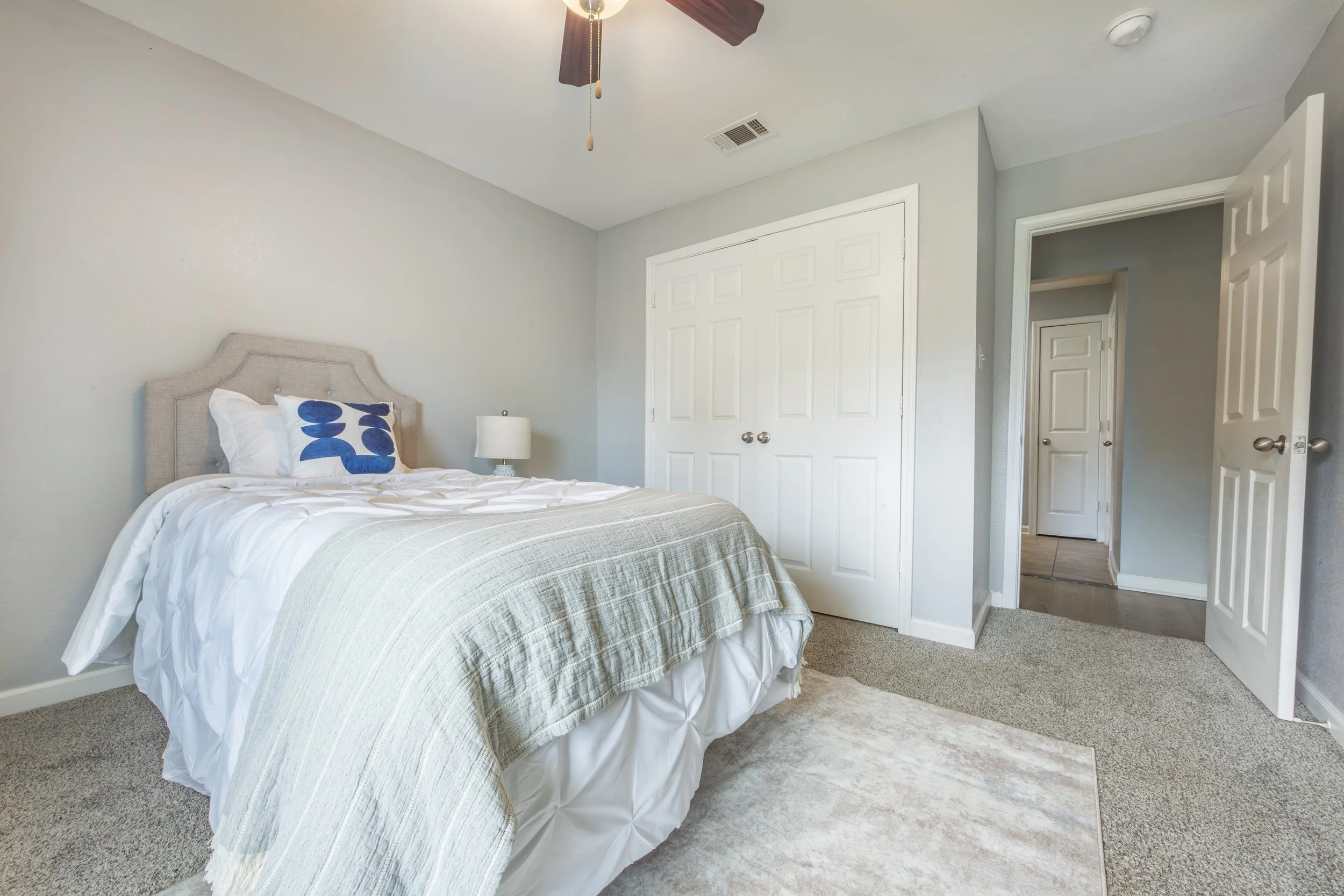 The Lodge Apt.14.jpg