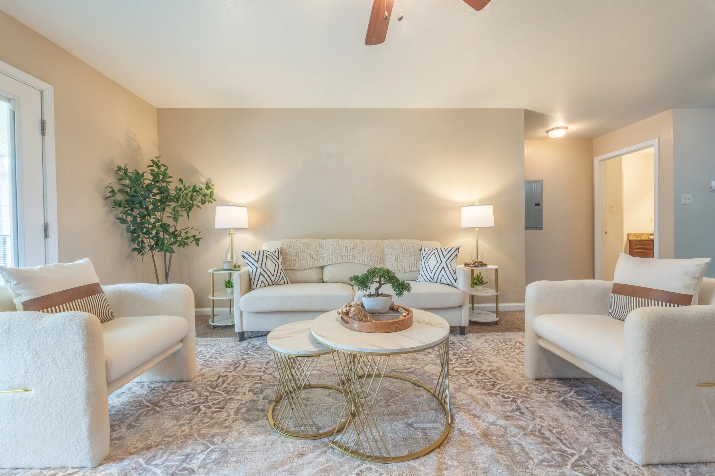 The Lodge Apt.22.jpg