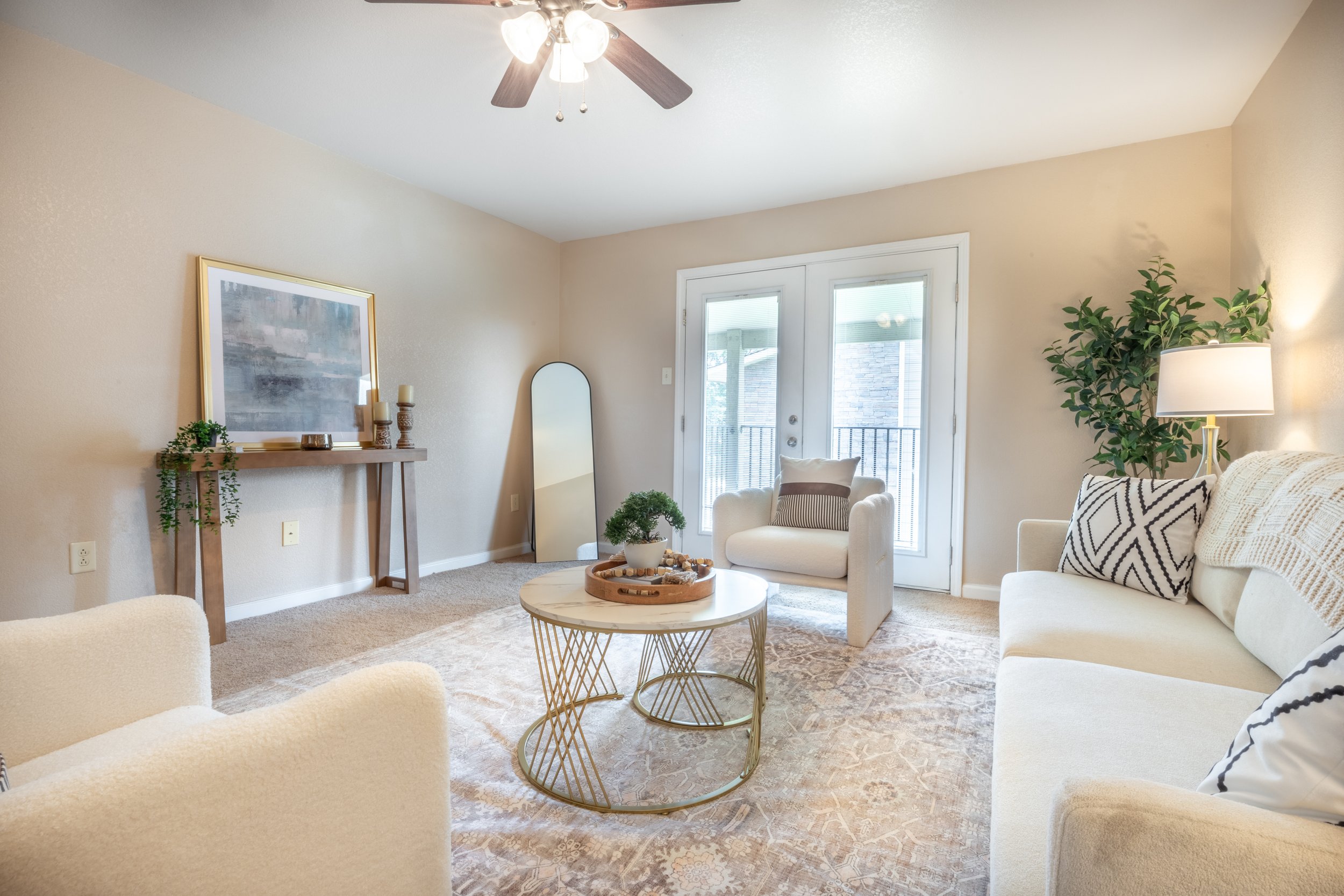 The Lodge Apt.20.jpg