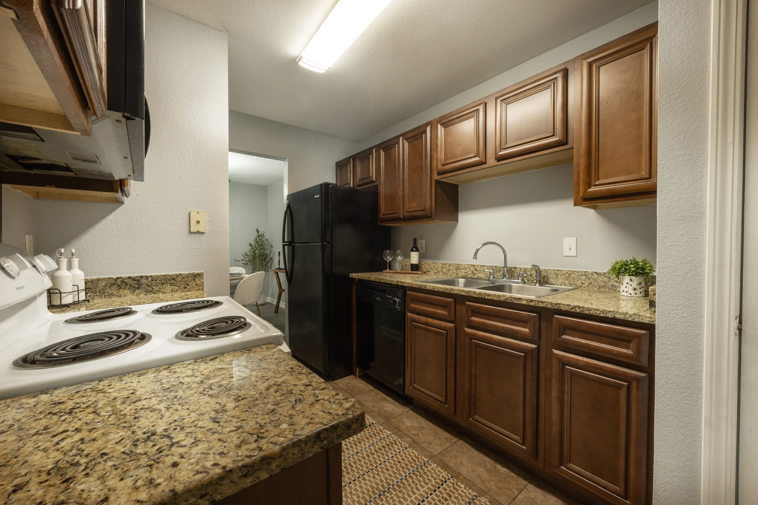 The Lodge Apt.11.jpg