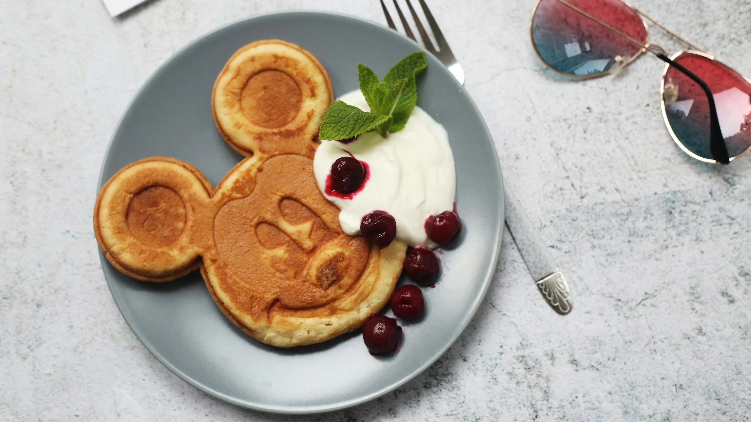 The 6 AM Disney Dining Strategy That Saved Our Family $300 ✨