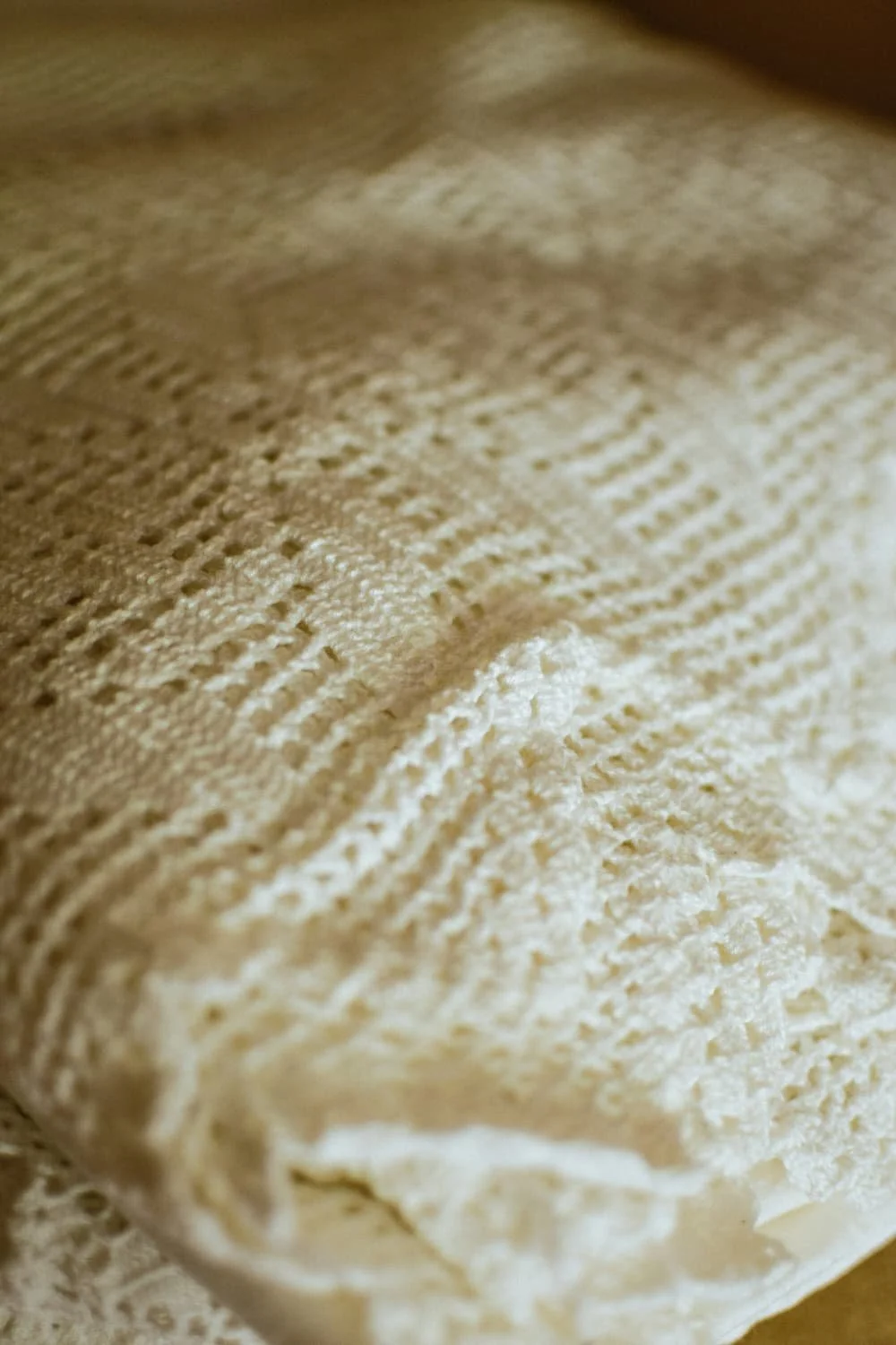 white knit blanket