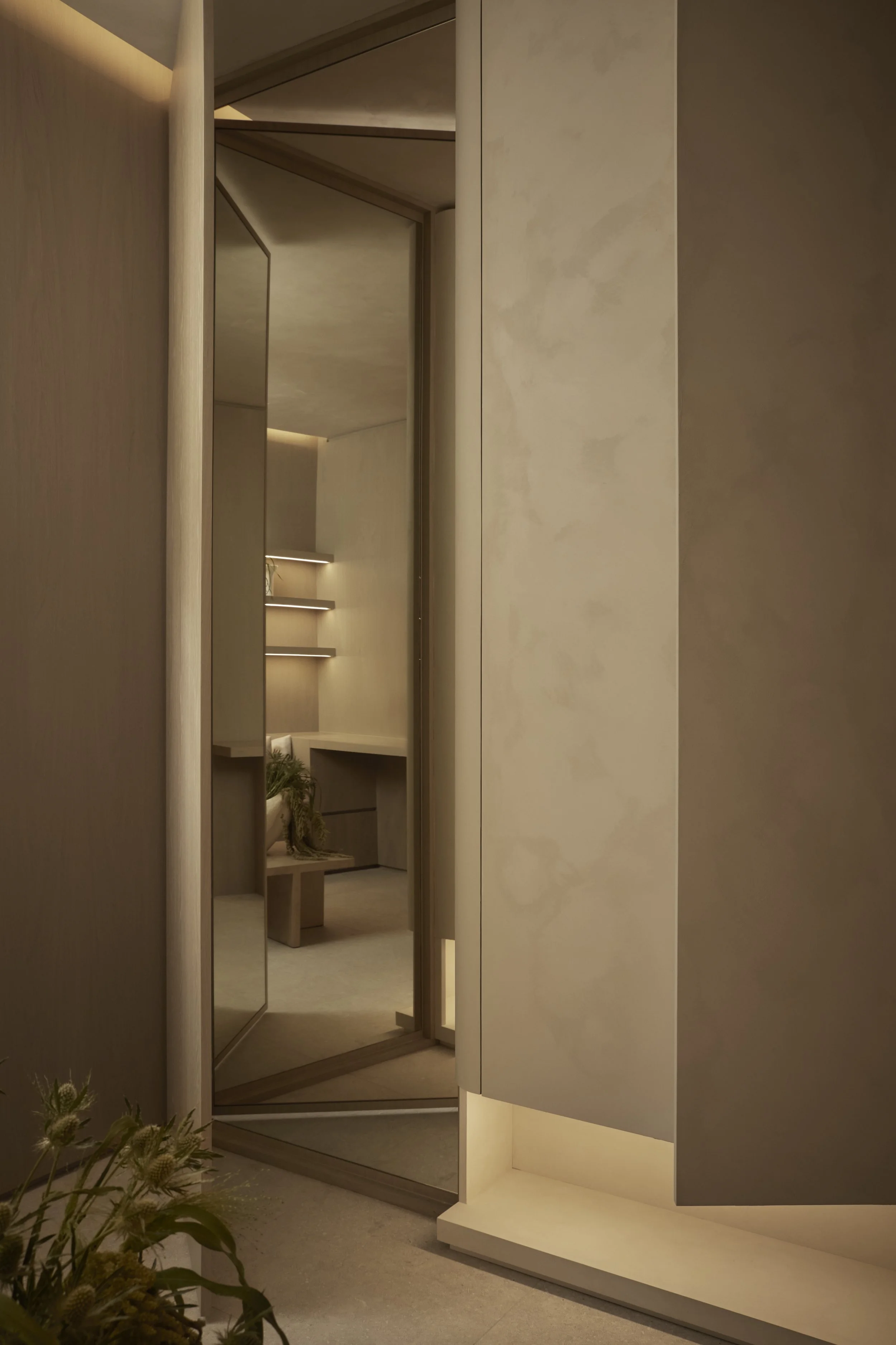StudioAuthor_Aspect_16_Final.jpg
