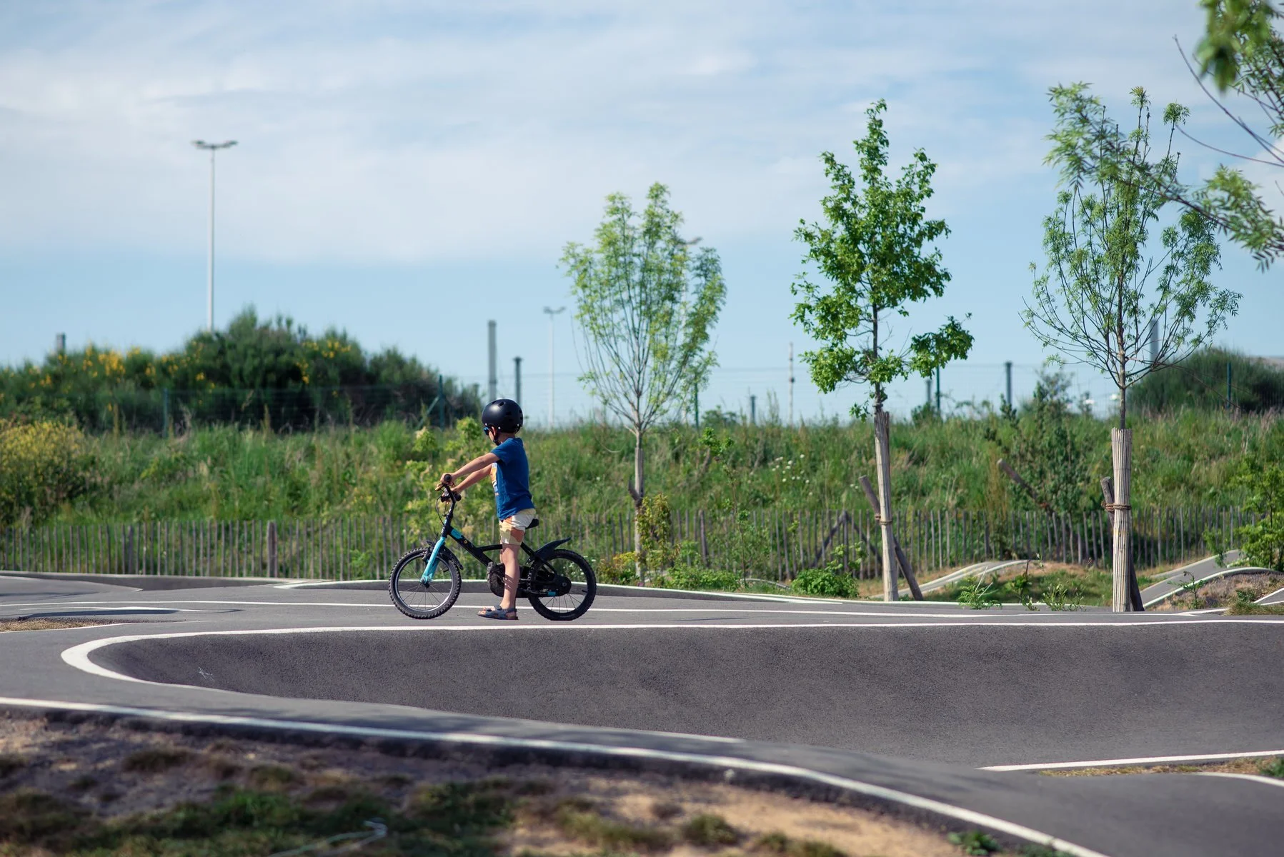 Pumptrack de la Plaine Peluau, Angers  //  Photographie : PRISME