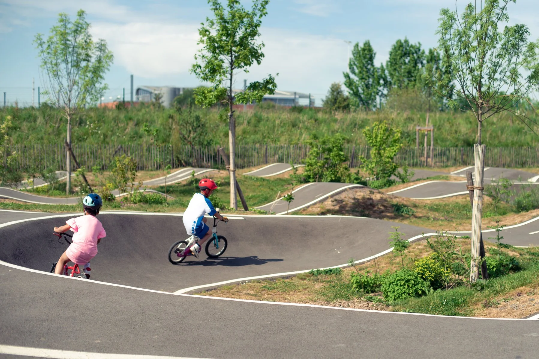 Pumptrack de la Plaine Peluau, Angers  //  Photographie : PRISME