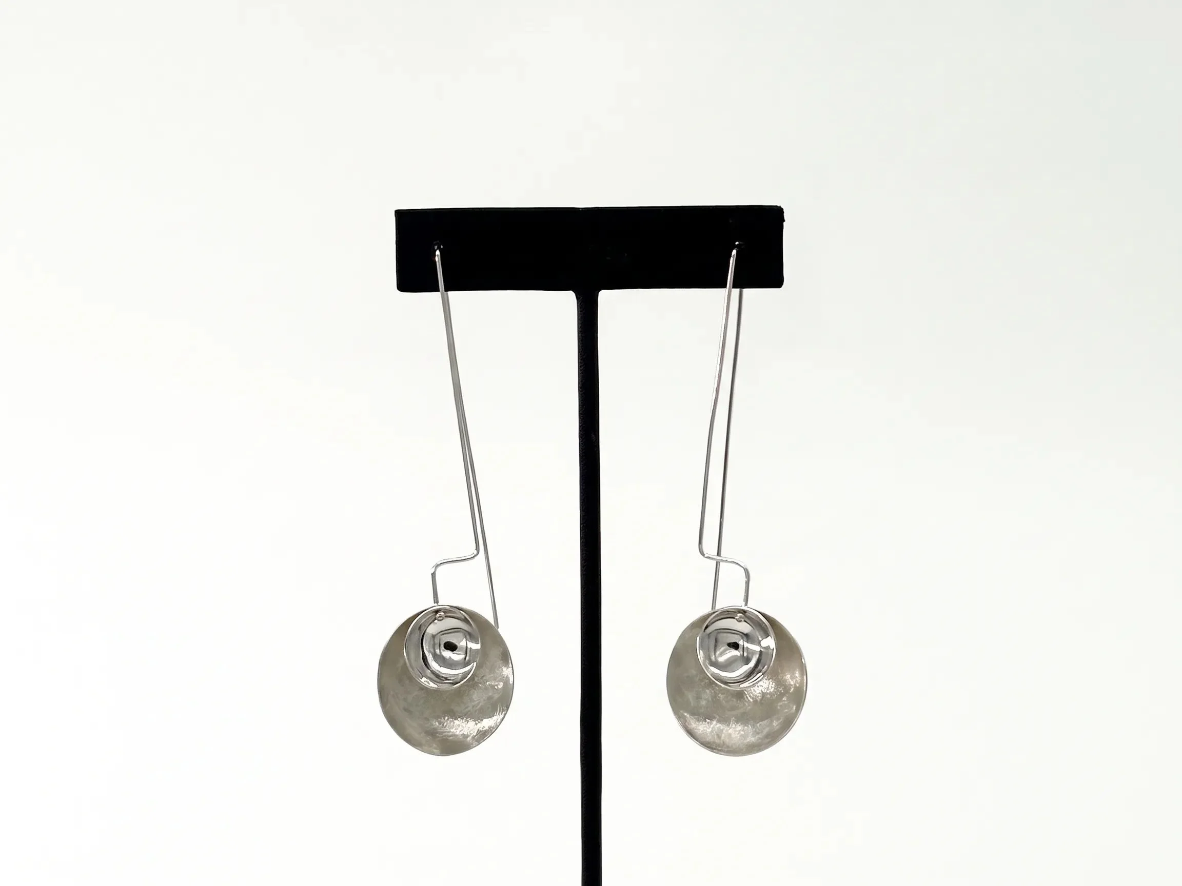 Double Bowl, dangle