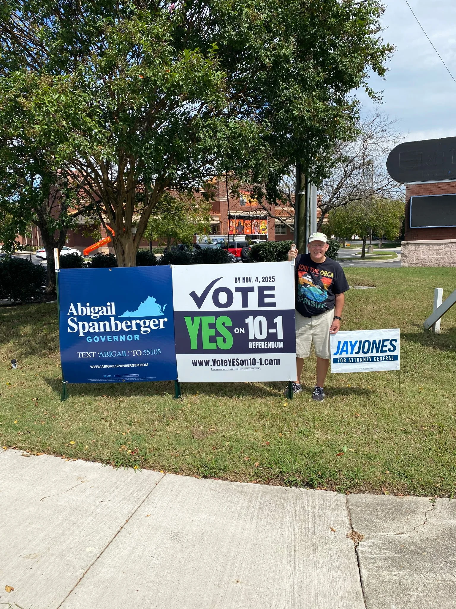 Virginia Beach Democrats Build Fort Democrat at Building 14 and around town to Launch Early Voting and Defend 10-1 Voting Rights