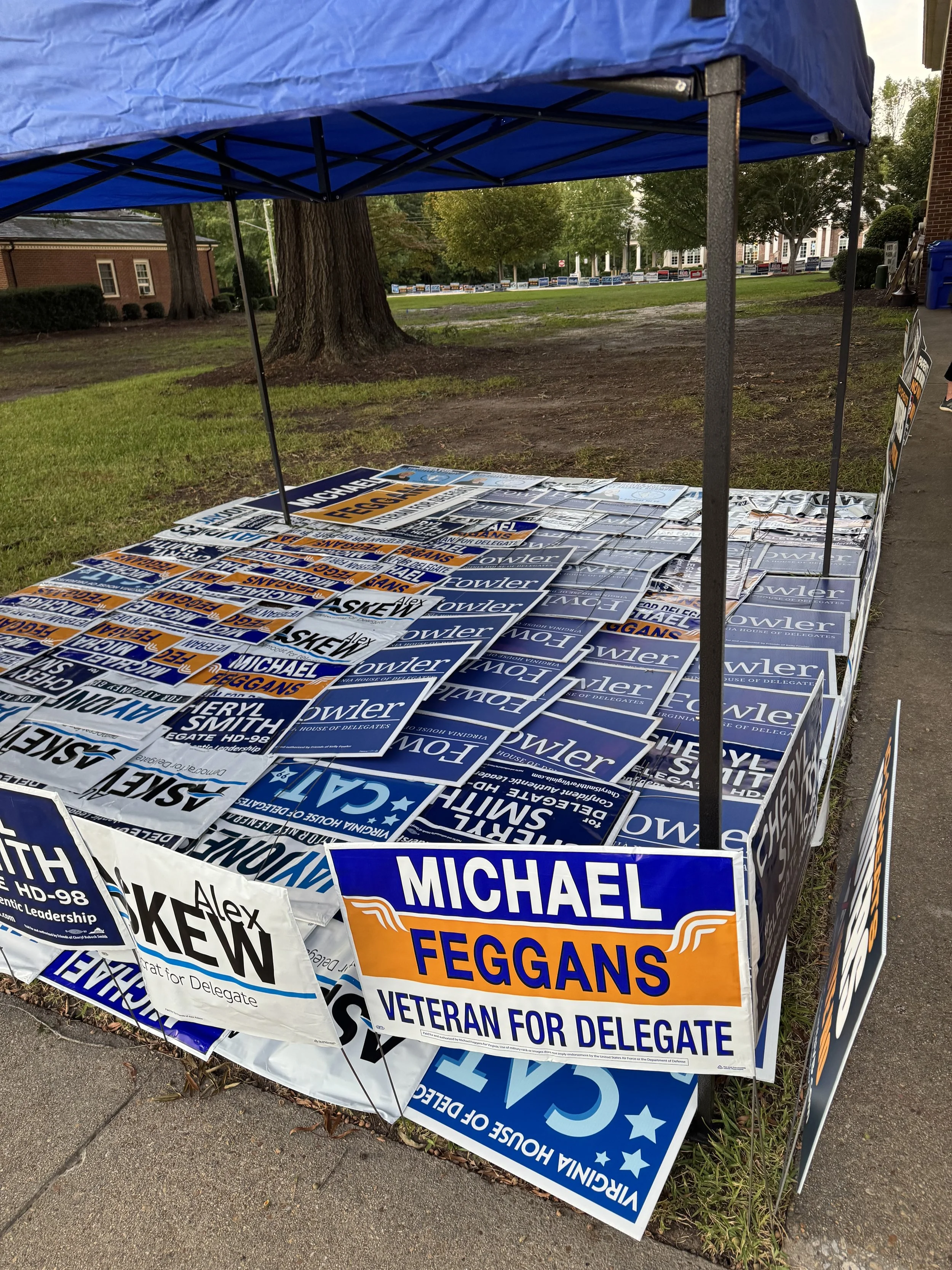 Virginia Beach Democrats Build Fort Democrat at Building 14 and around town to Launch Early Voting and Defend 10-1 Voting Rights