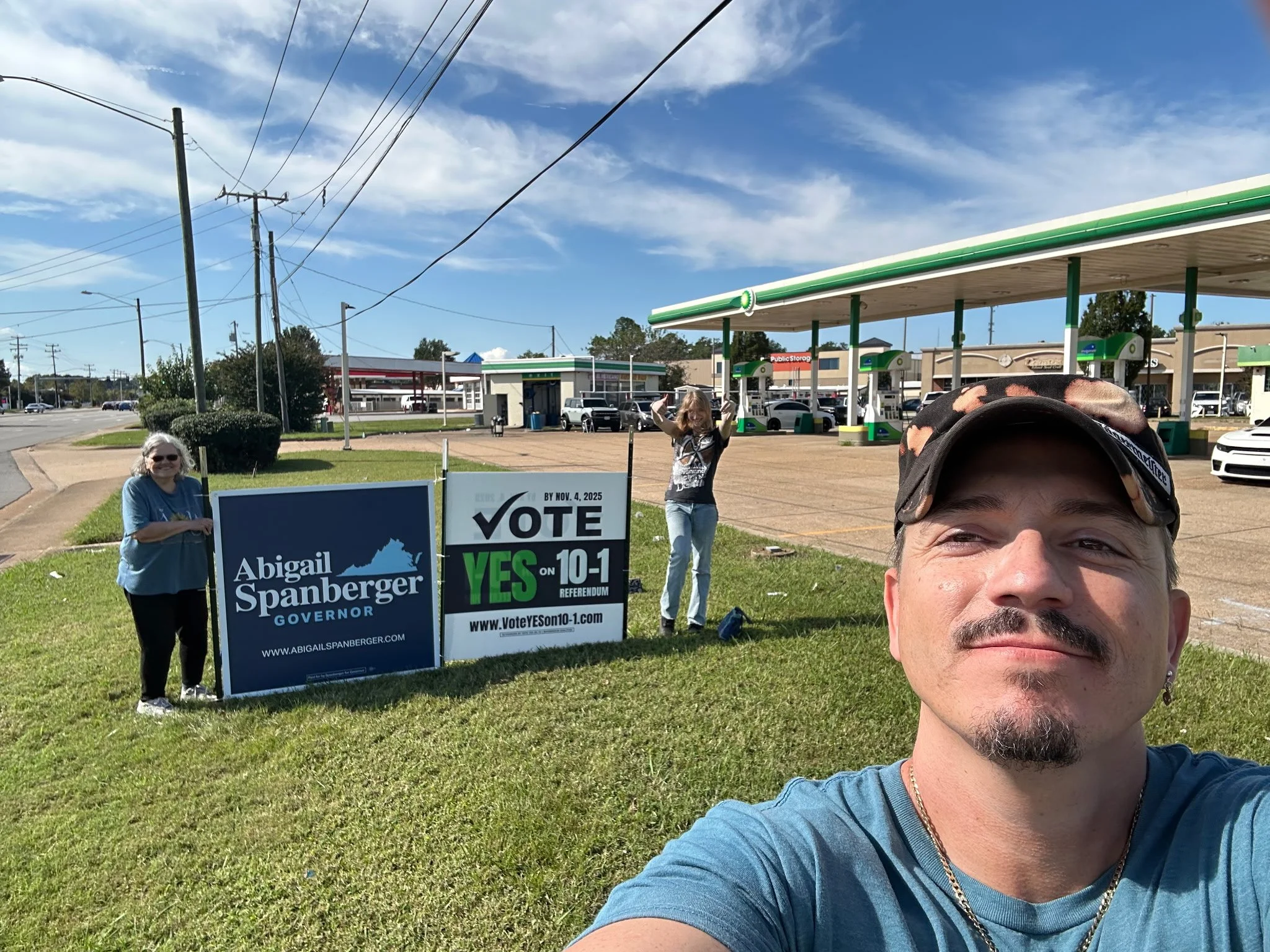 Virginia Beach Democrats Build Fort Democrat at Building 14 and around town to Launch Early Voting and Defend 10-1 Voting Rights