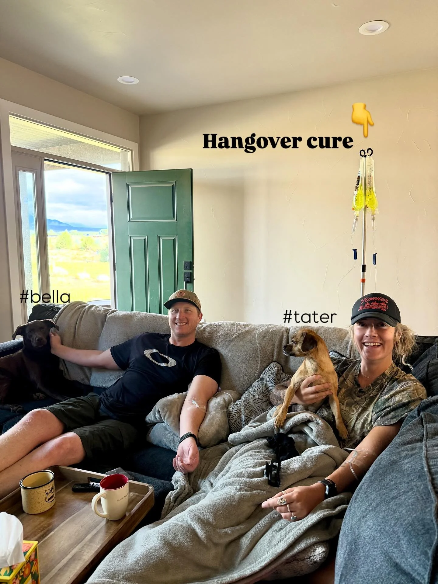 Helping these two get back out there today 🌊 🚵&zwj;♂️ 🤩🤘 with the help of 🐶 #tater and 🐕 #bella 
Call for your full concierge service to your home, hotel, wherever and feel your best! #ivtherapy #b12 #zofran #vitamins #hydrateordie #crushmobile