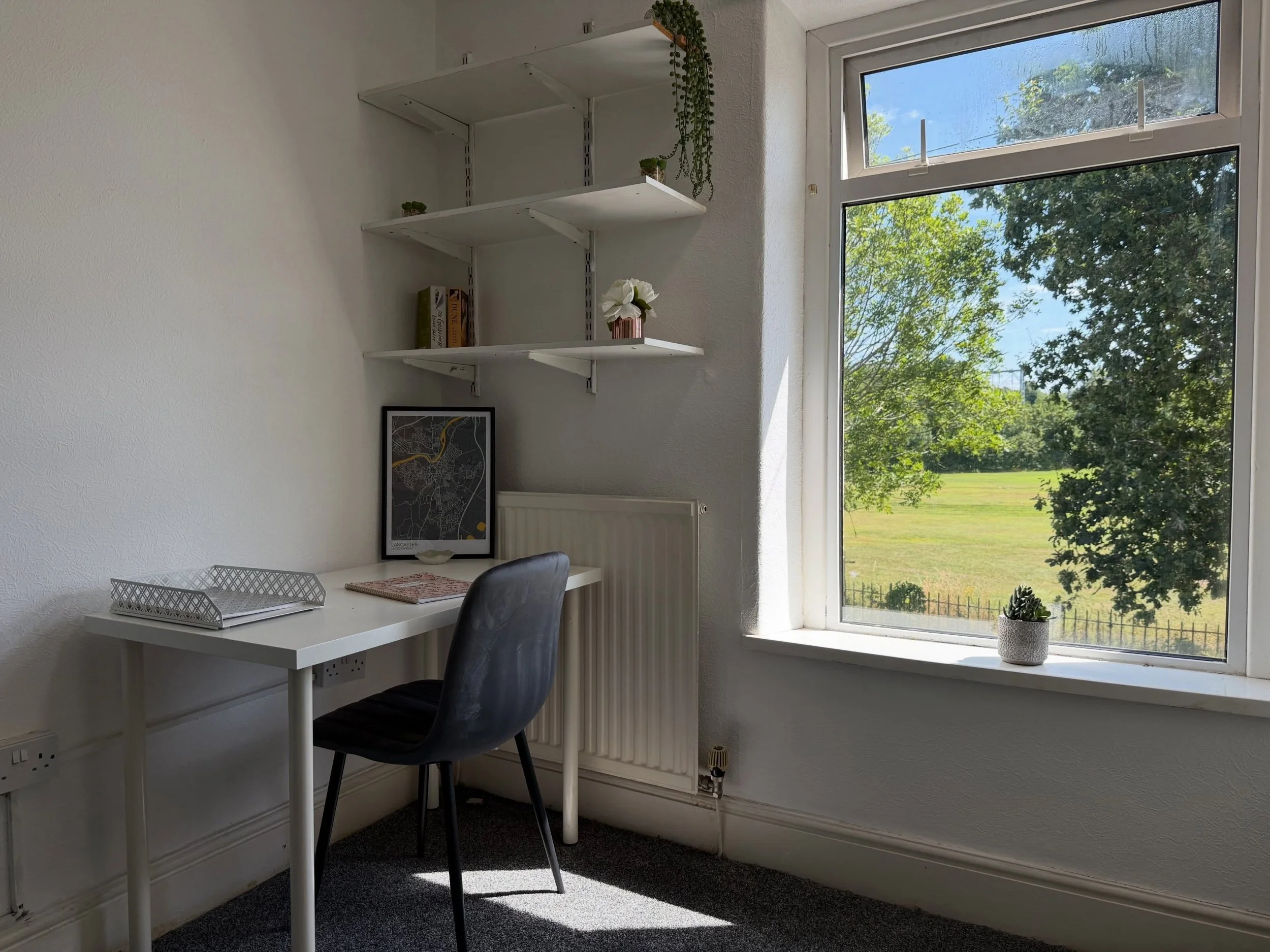 Project Sibsey: after ➡️ before 🏡✨

Now that we&rsquo;re in full swing with our student changeovers, we thought we&rsquo;d share some after &amp; before photos from project Sibsey!

Fresh d&eacute;cor, new carpets, updated furniture, lighting and th