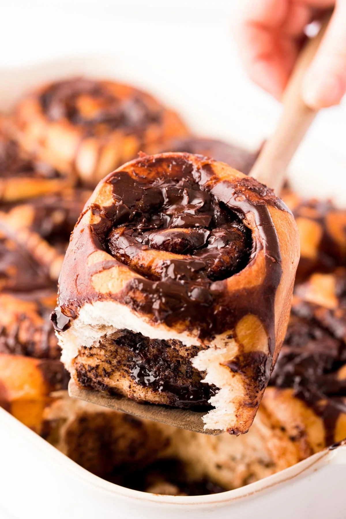 chocolate-cinnamon-rolls-2.jpg