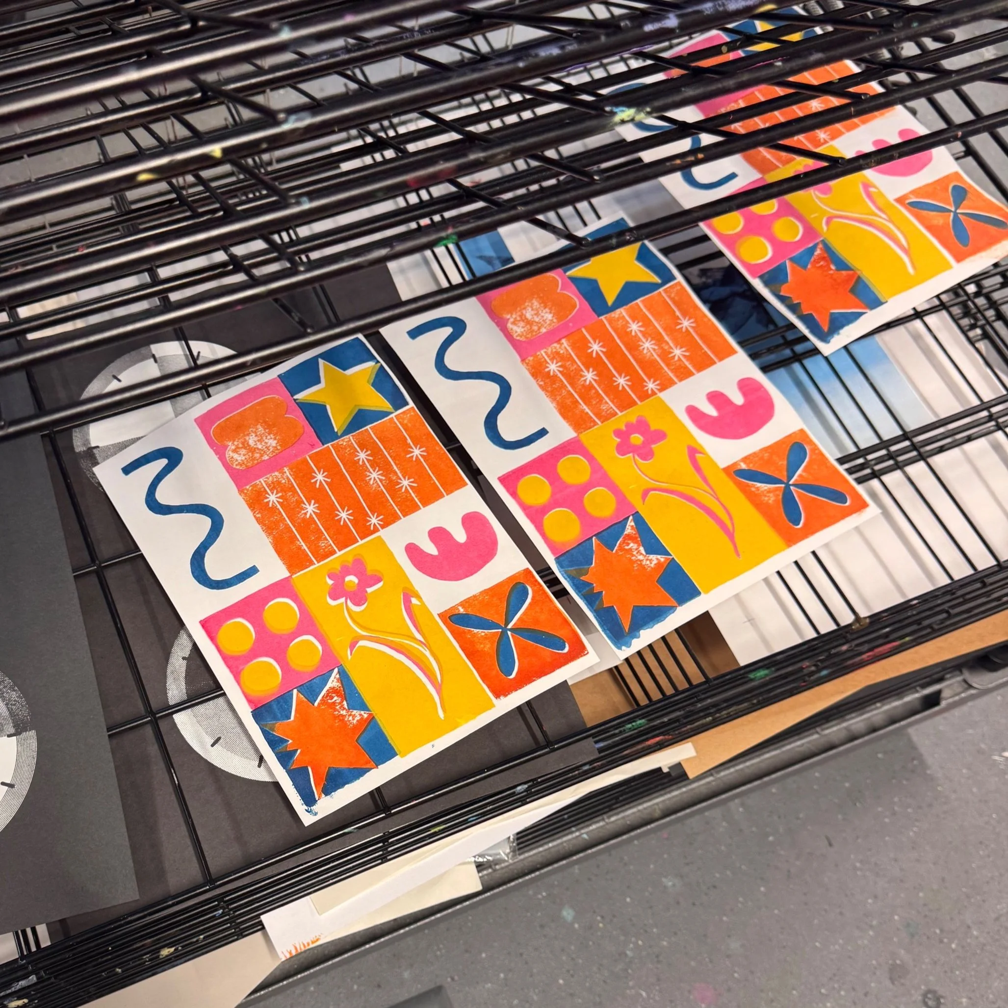 4-colour screen print.